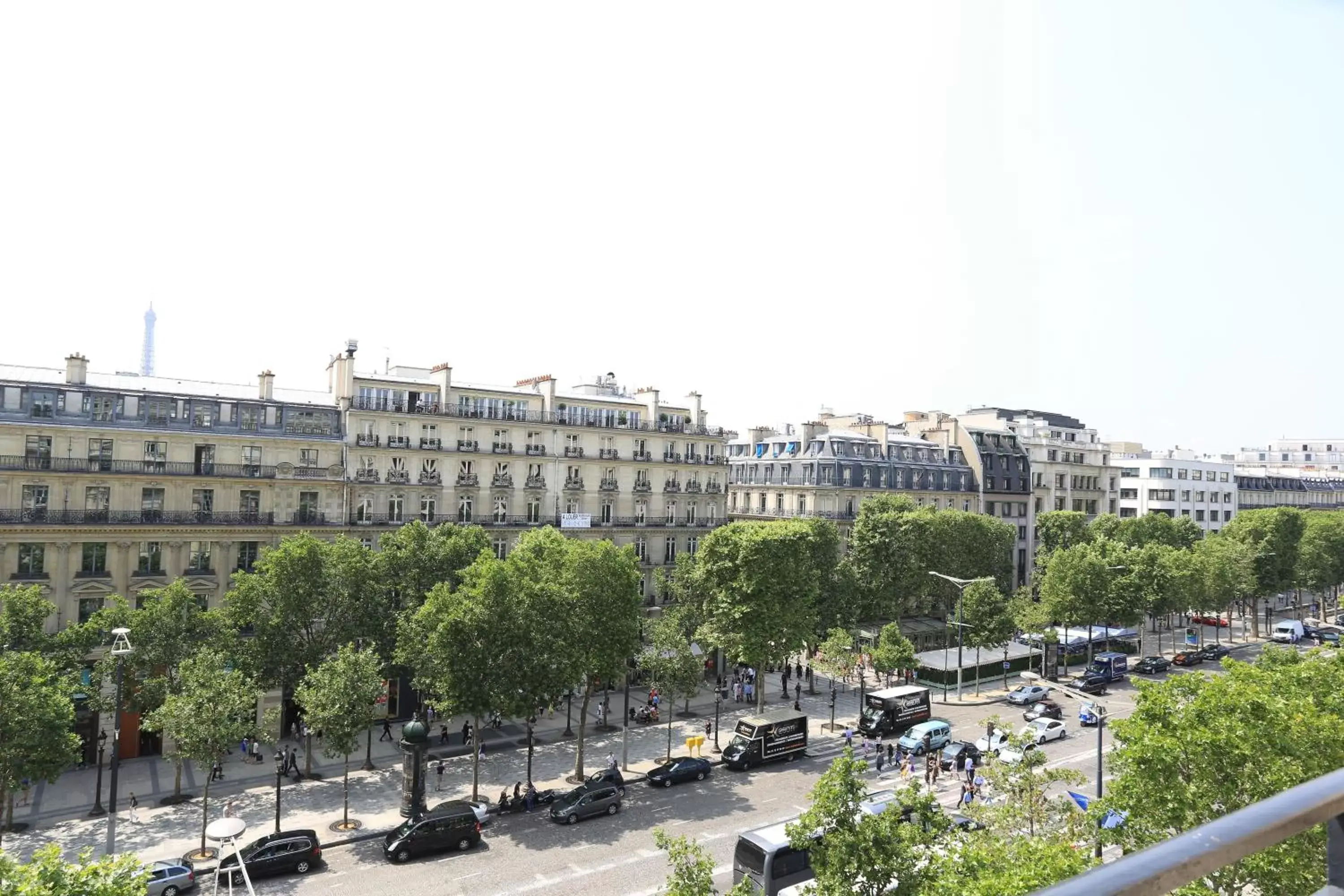 Bird's eye view in Fraser Suites Le Claridge Champs-Elysées