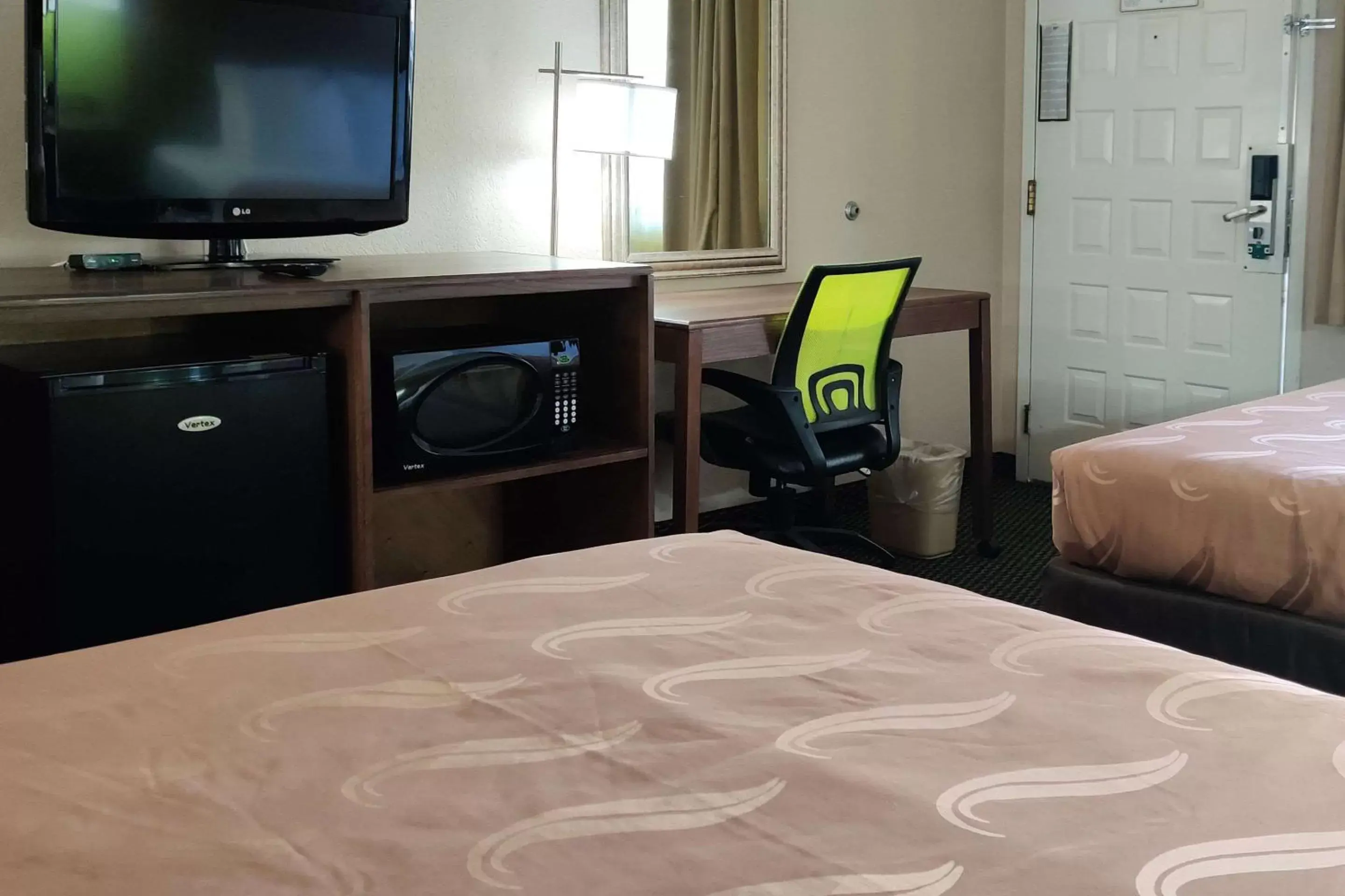 Standard Queen Room with Two Queen Beds - Non-Smoking in Quality Inn Flagstaff East I-40 Standard Queen Room with Two Queen Beds - Non-Smoking in Quality Inn Flagstaff East I-40