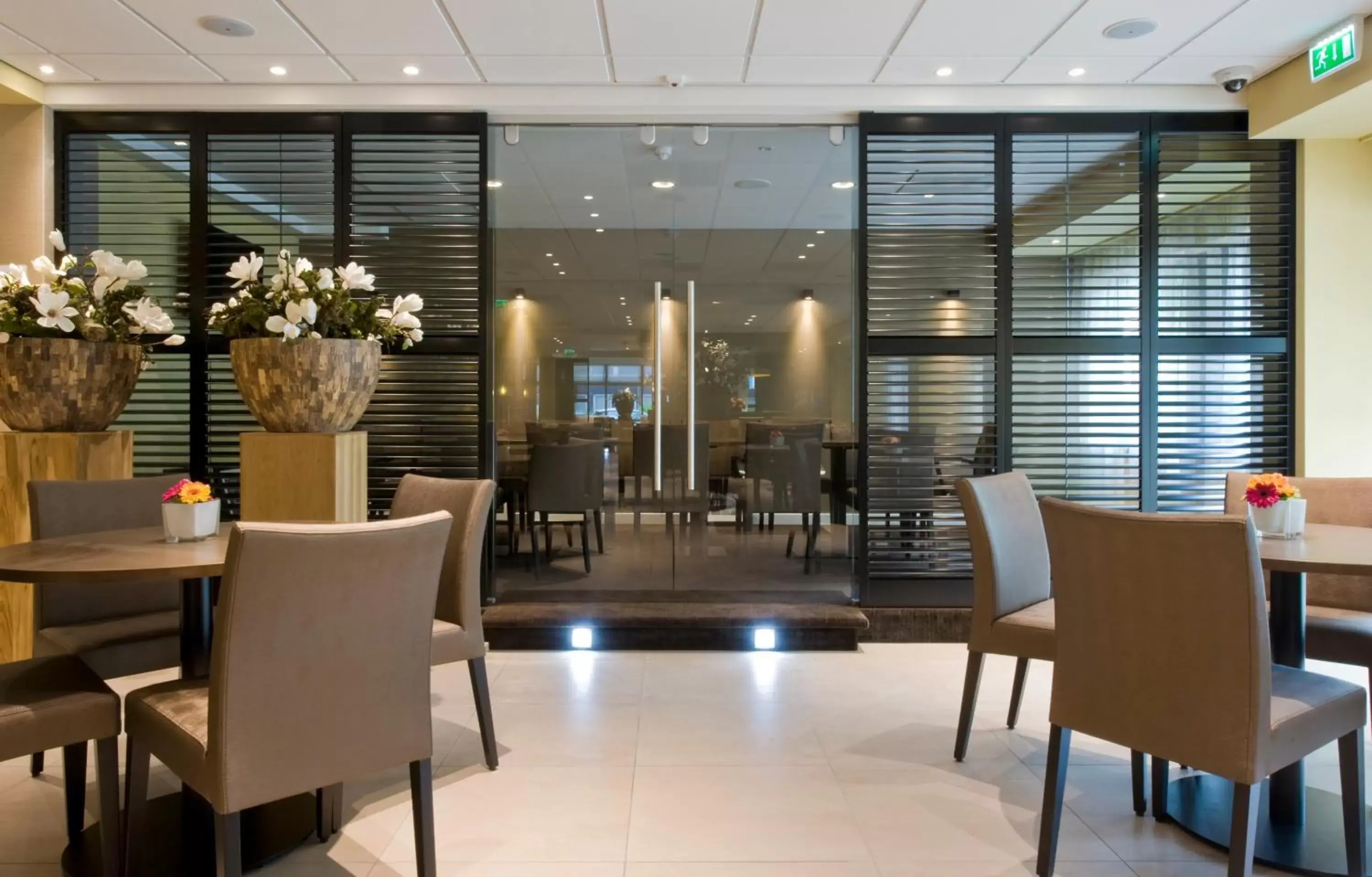 Meeting/conference room, Restaurant/Places to Eat in Holiday Inn Express Amsterdam - South, an IHG Hotel
