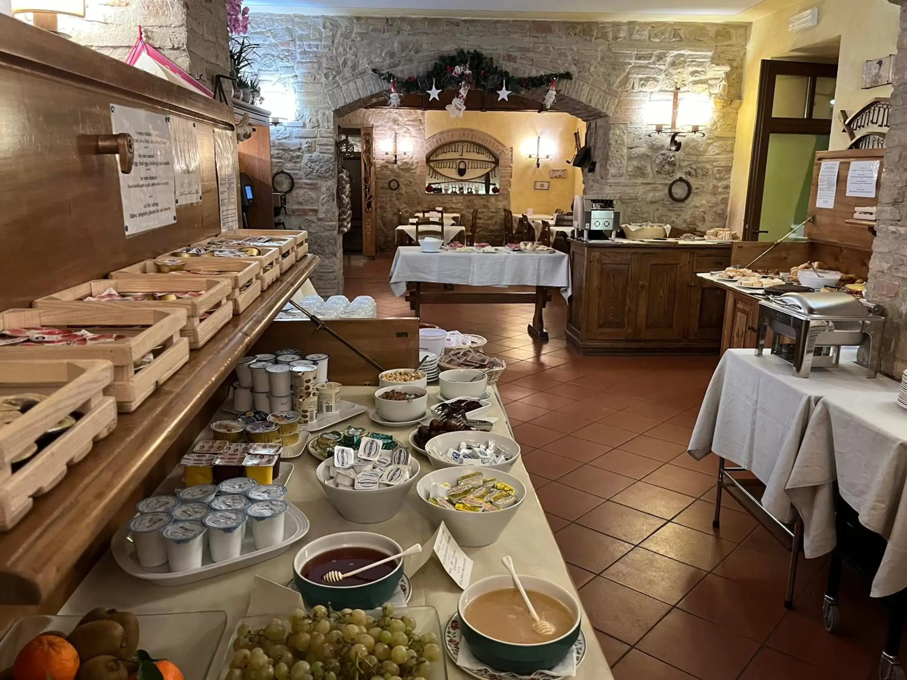 Buffet breakfast, Restaurant/Places to Eat in Hotel Sovestro