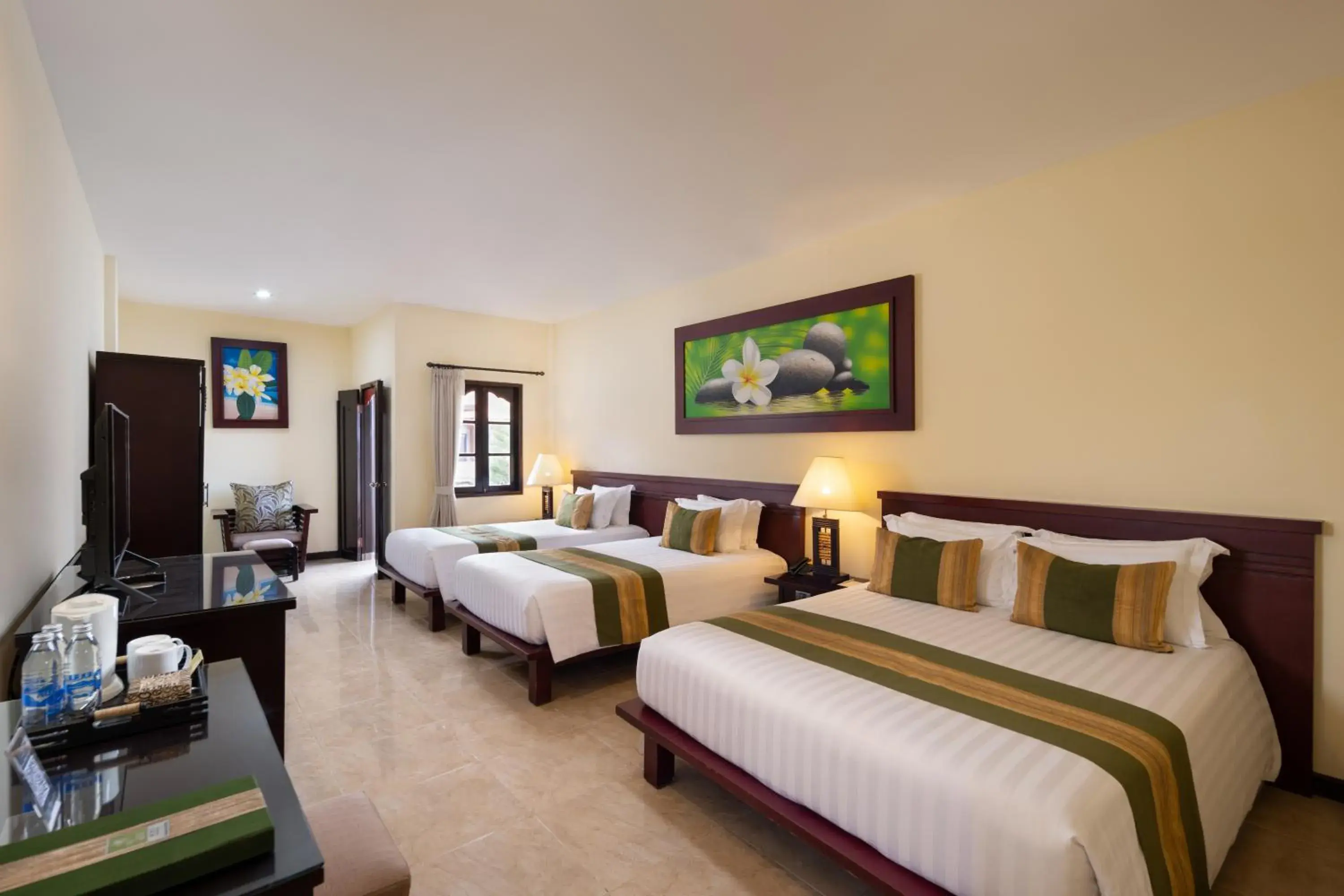Bedroom, Bed in Adi Dharma Hotel Kuta