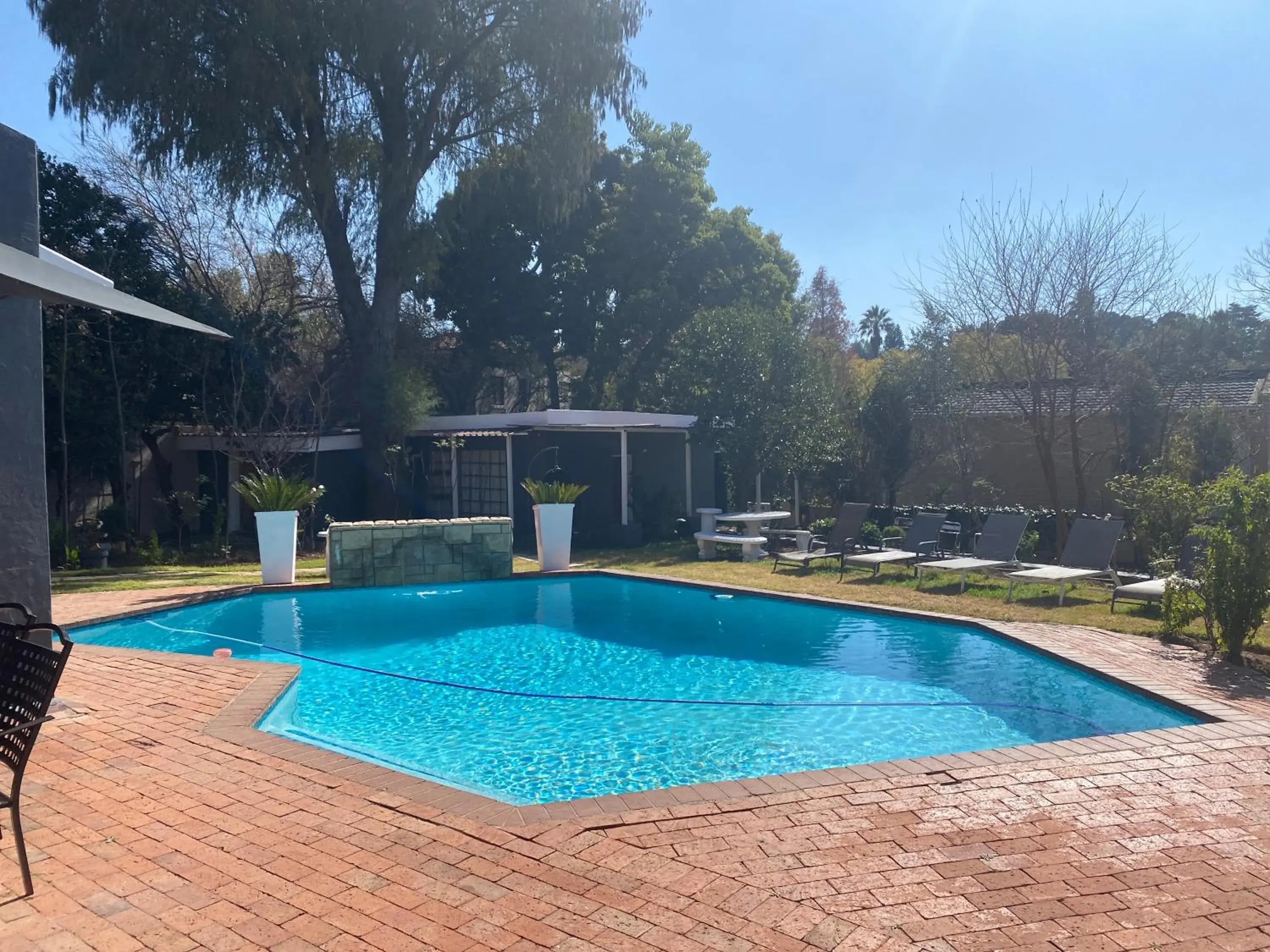 Property building, Swimming Pool in Marion Lodge