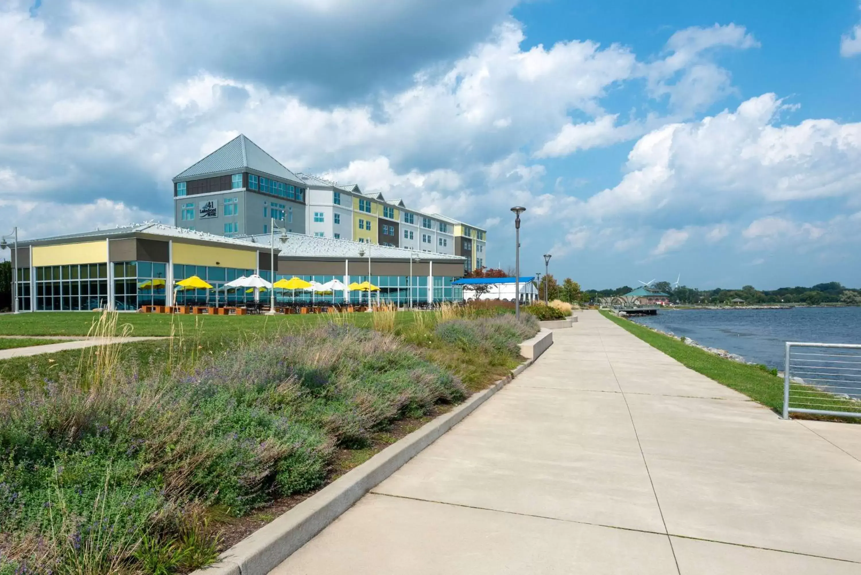 Property Building in 41 Lakefront Hotel, Trademark Collection by Wyndham