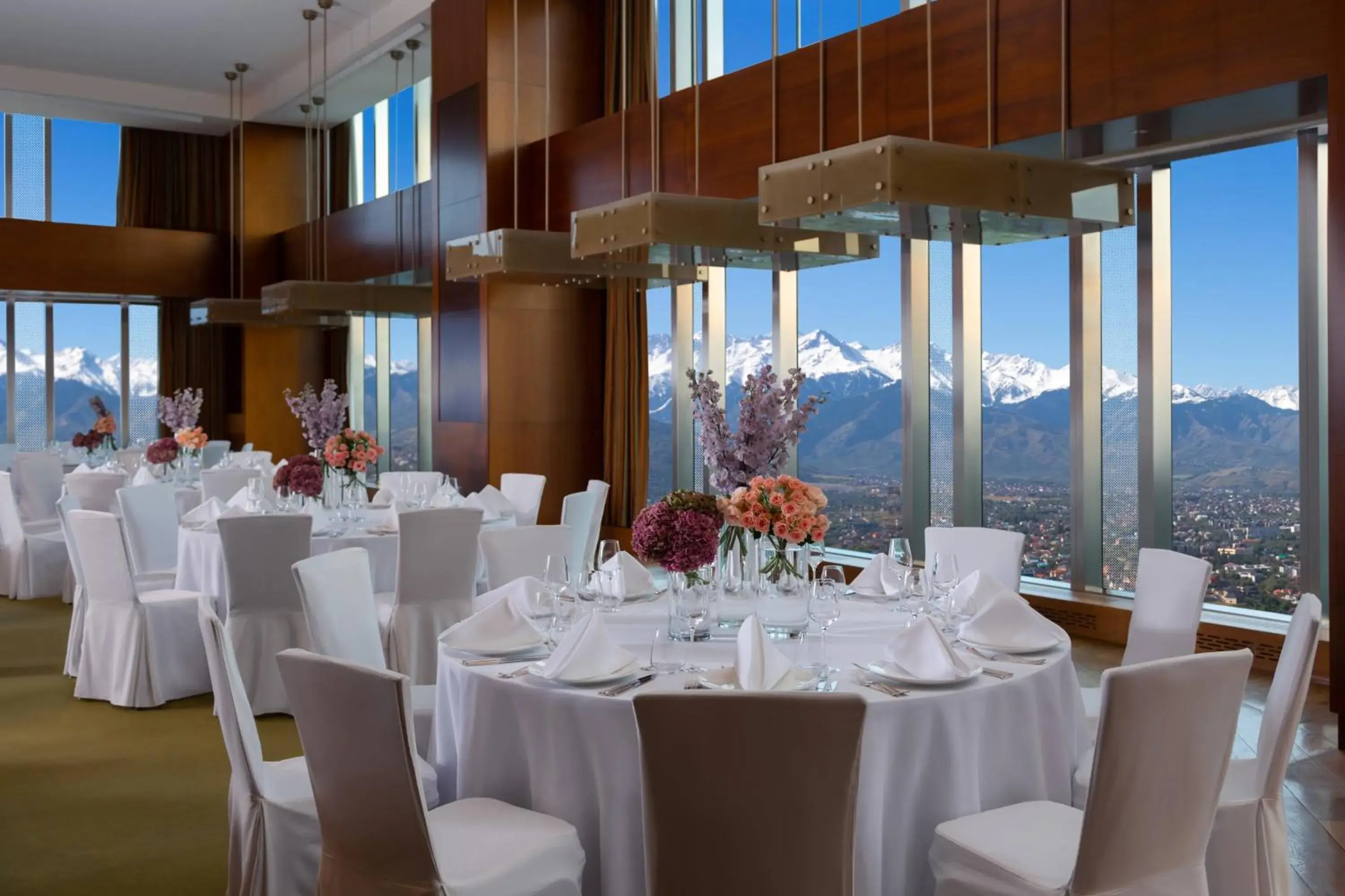 Banquet/Function facilities, Banquet Facilities in The Ritz-Carlton Almaty