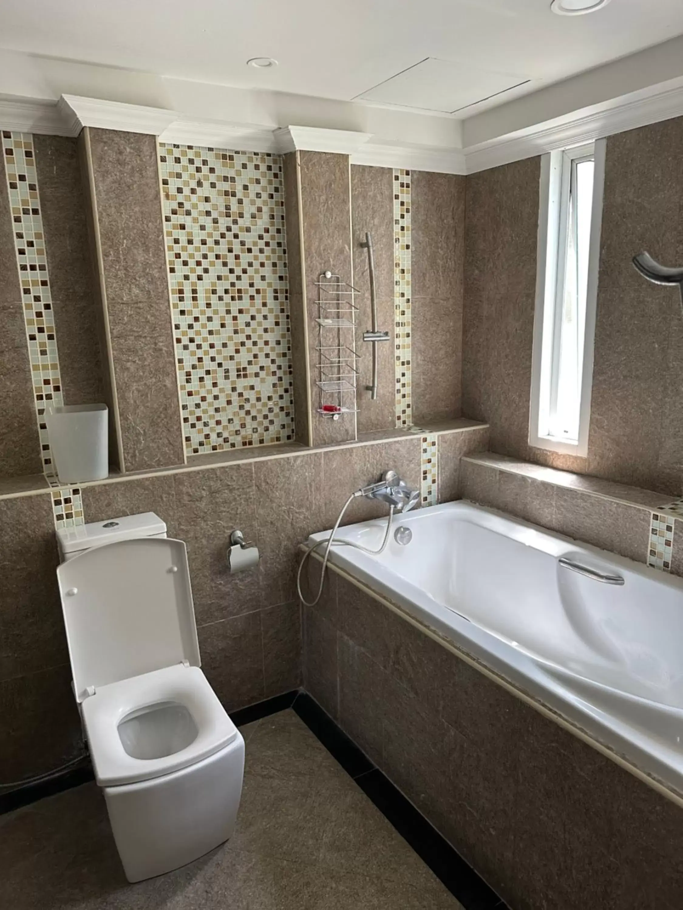 Bathroom in Maleez Lodge