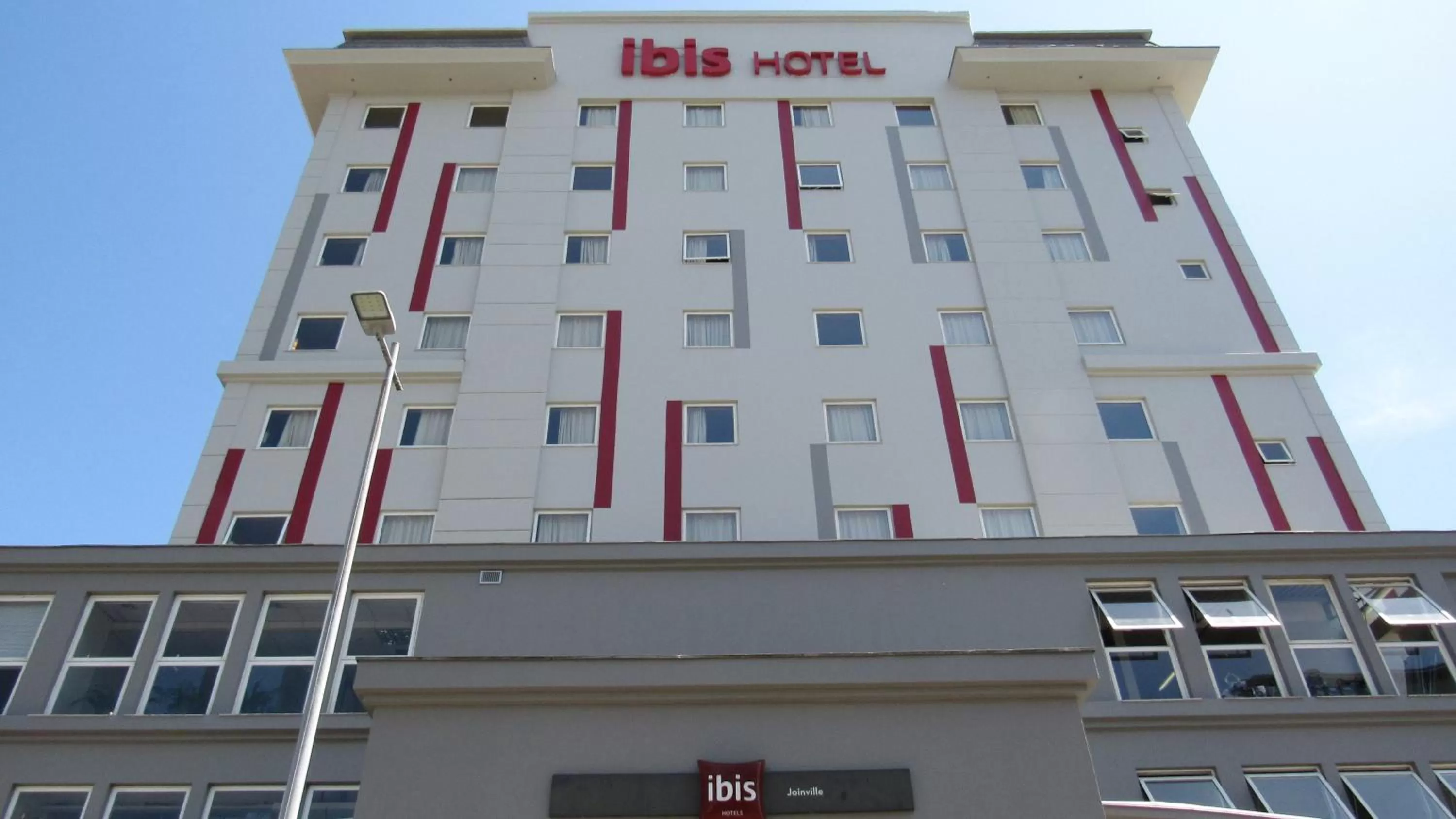 Property building in ibis Joinville