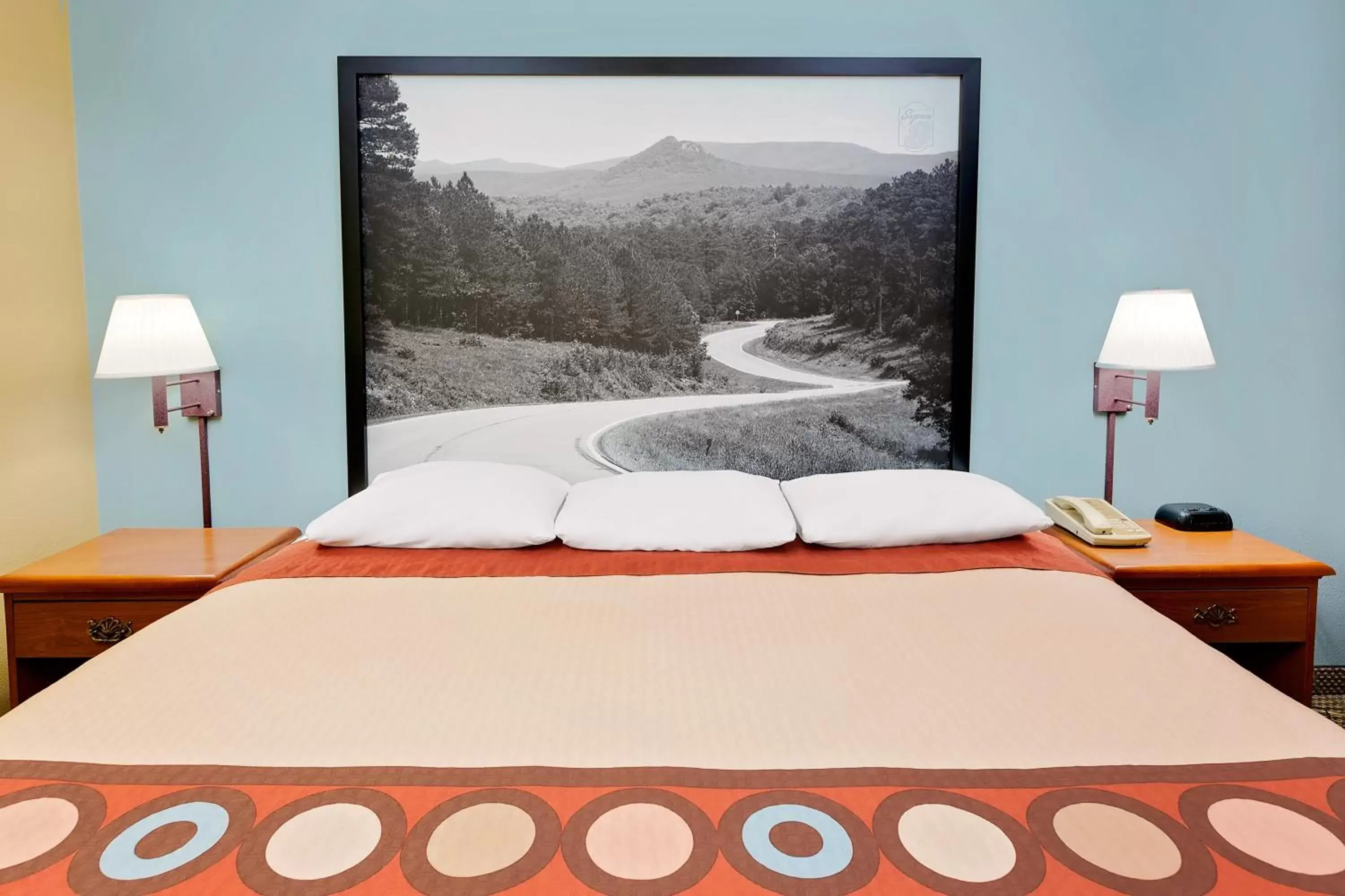 Bed in Super 8 by Wyndham Hazen Bed in Super 8 by Wyndham Hazen