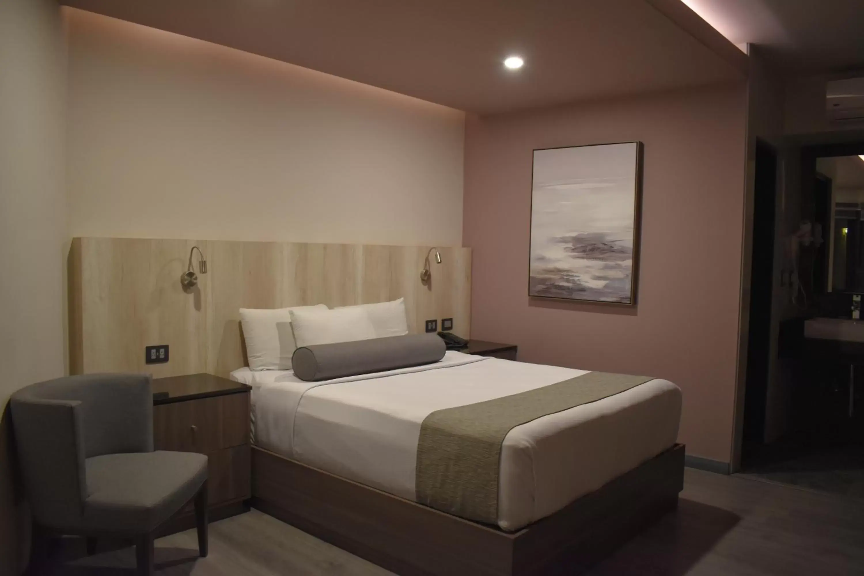 Bedroom, Bed in Hotel Frontiere Tijuana