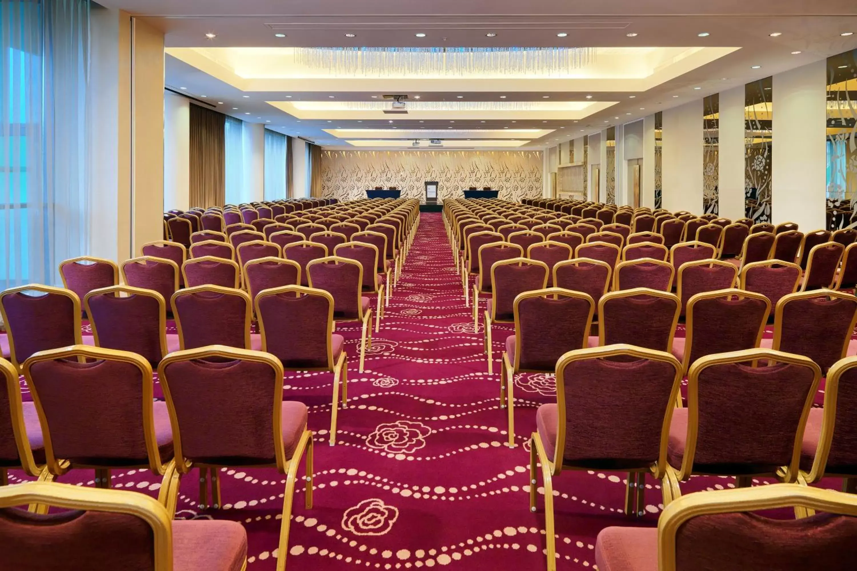 Meeting/conference room in Sheraton Athlone Hotel