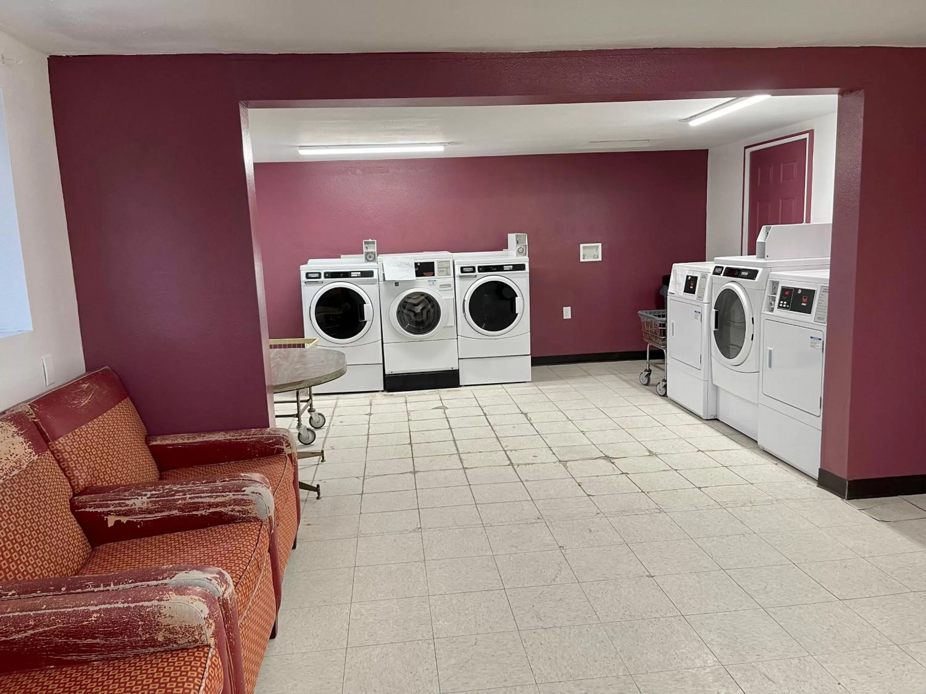 Annie Oakley Motel Oakley