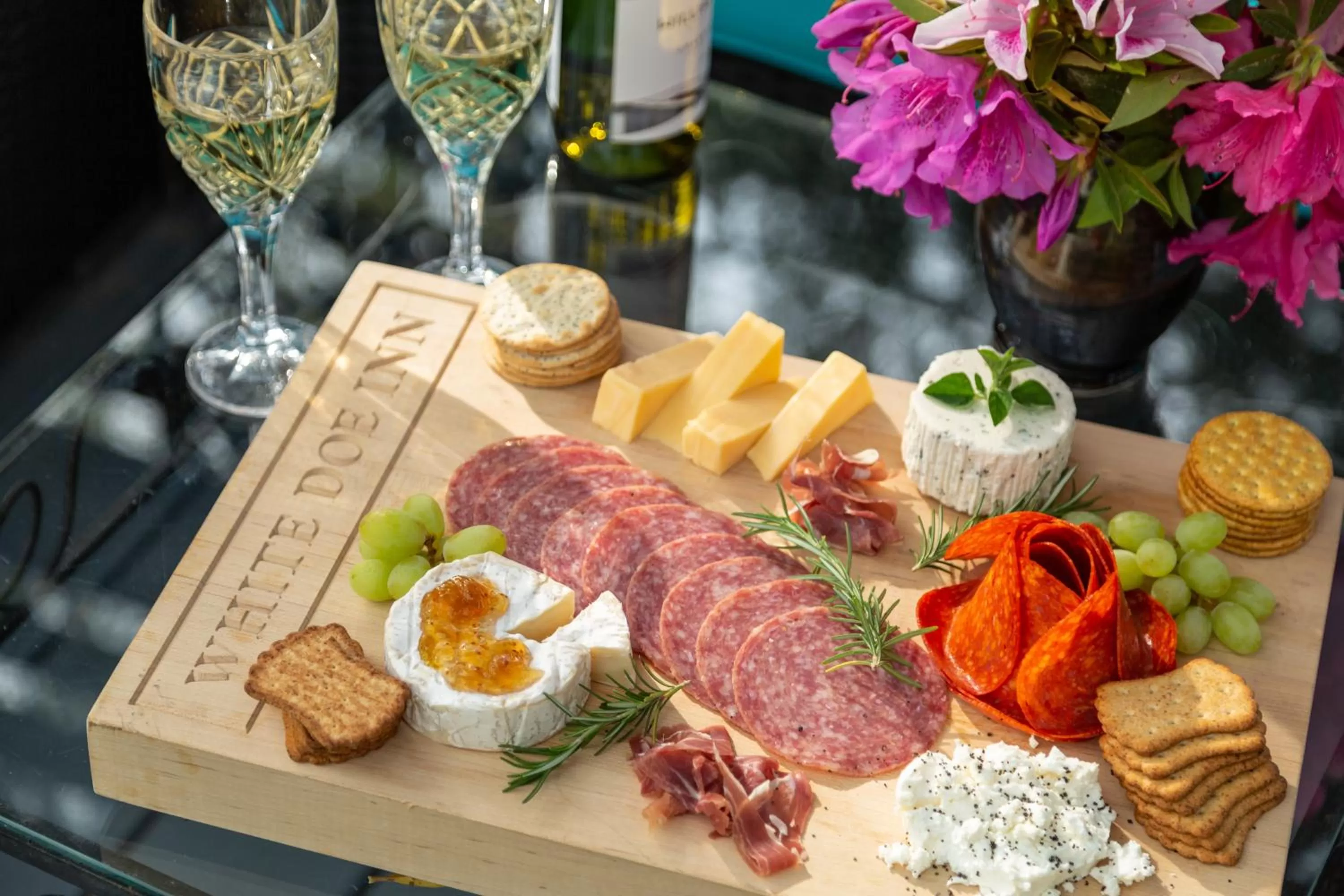 Food close-up, Breakfast in White Doe Inn Bed & Breakfast