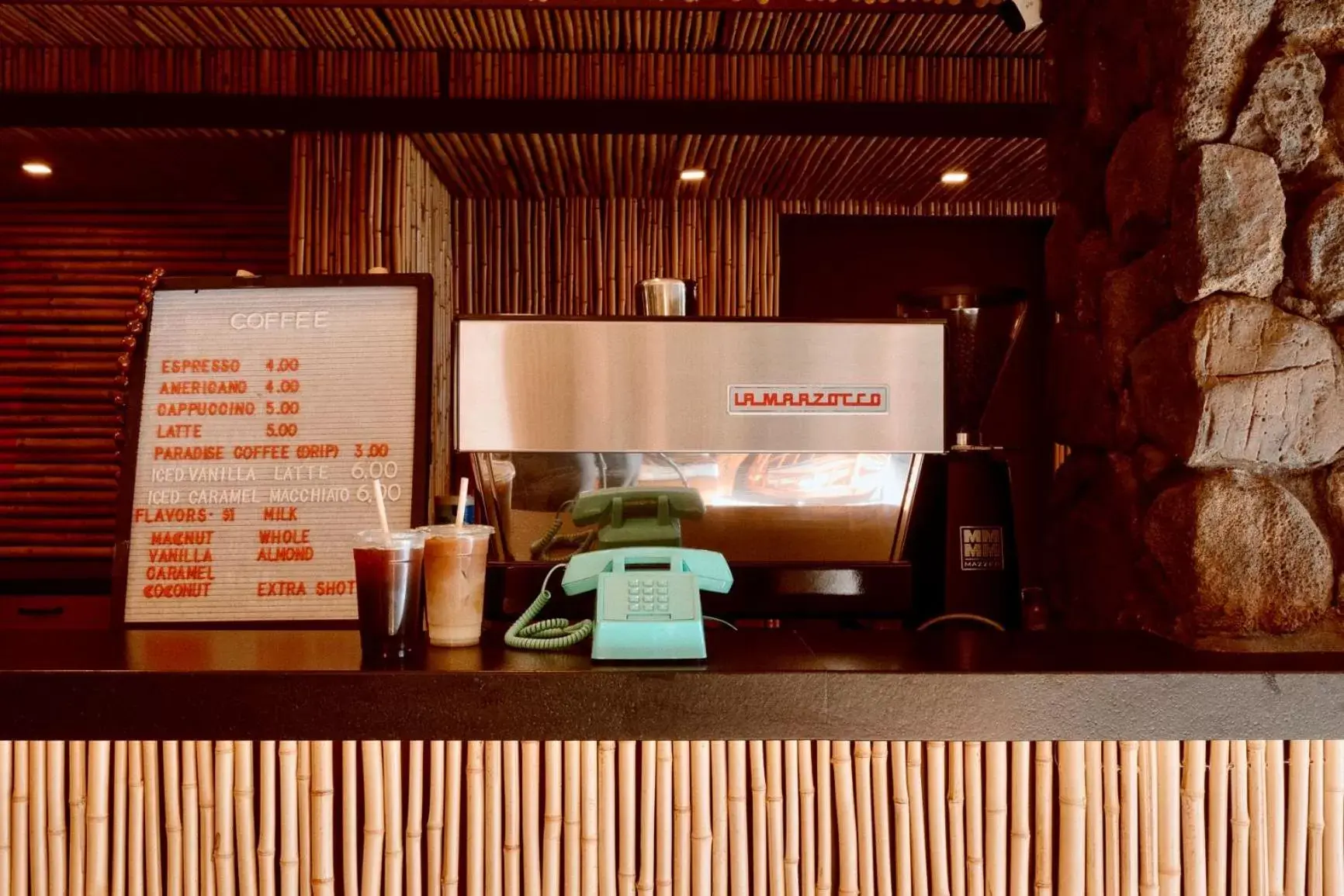 Coffee/tea facilities in White Sands Hotel