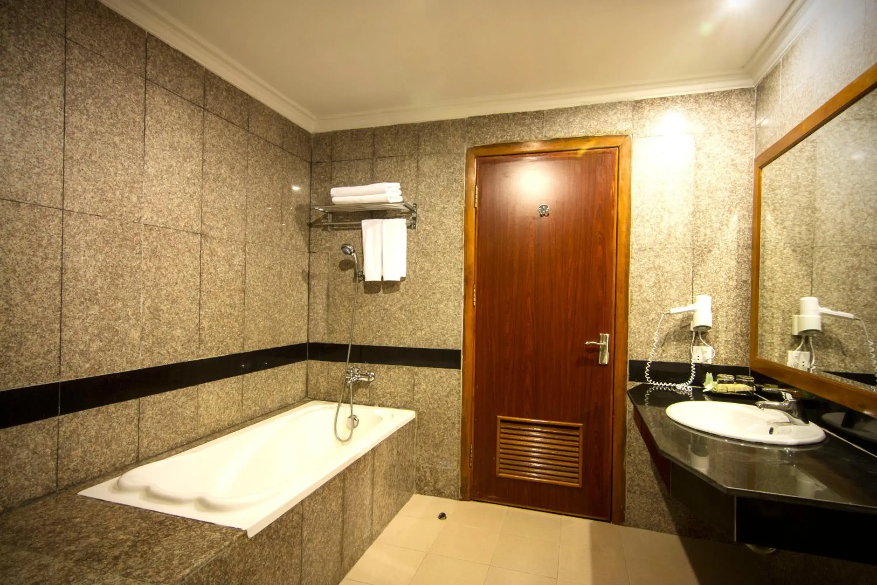 Bathroom in Starry Angkor Hotel