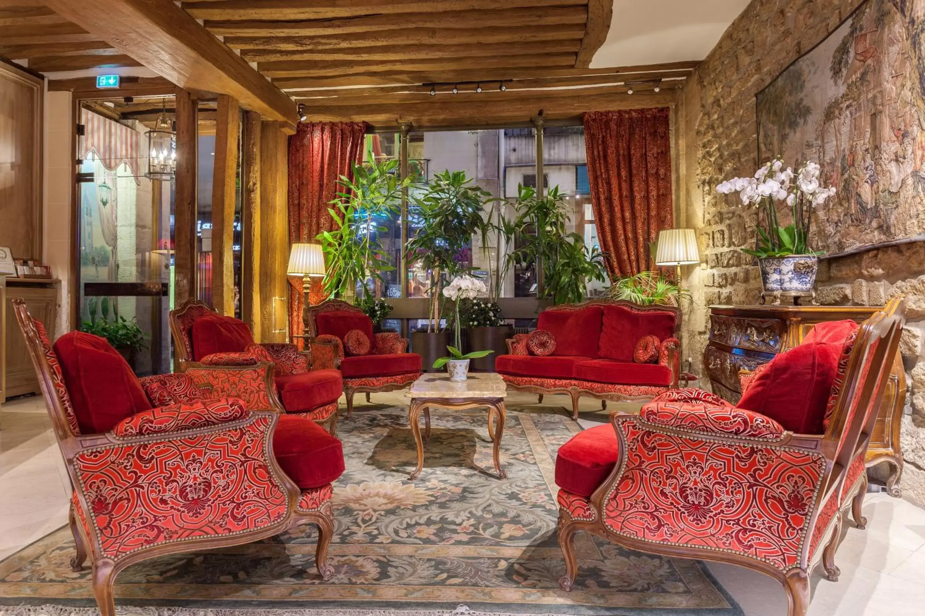 Living room, Lobby/Reception in Grand Hôtel de L'Univers Saint-Germain