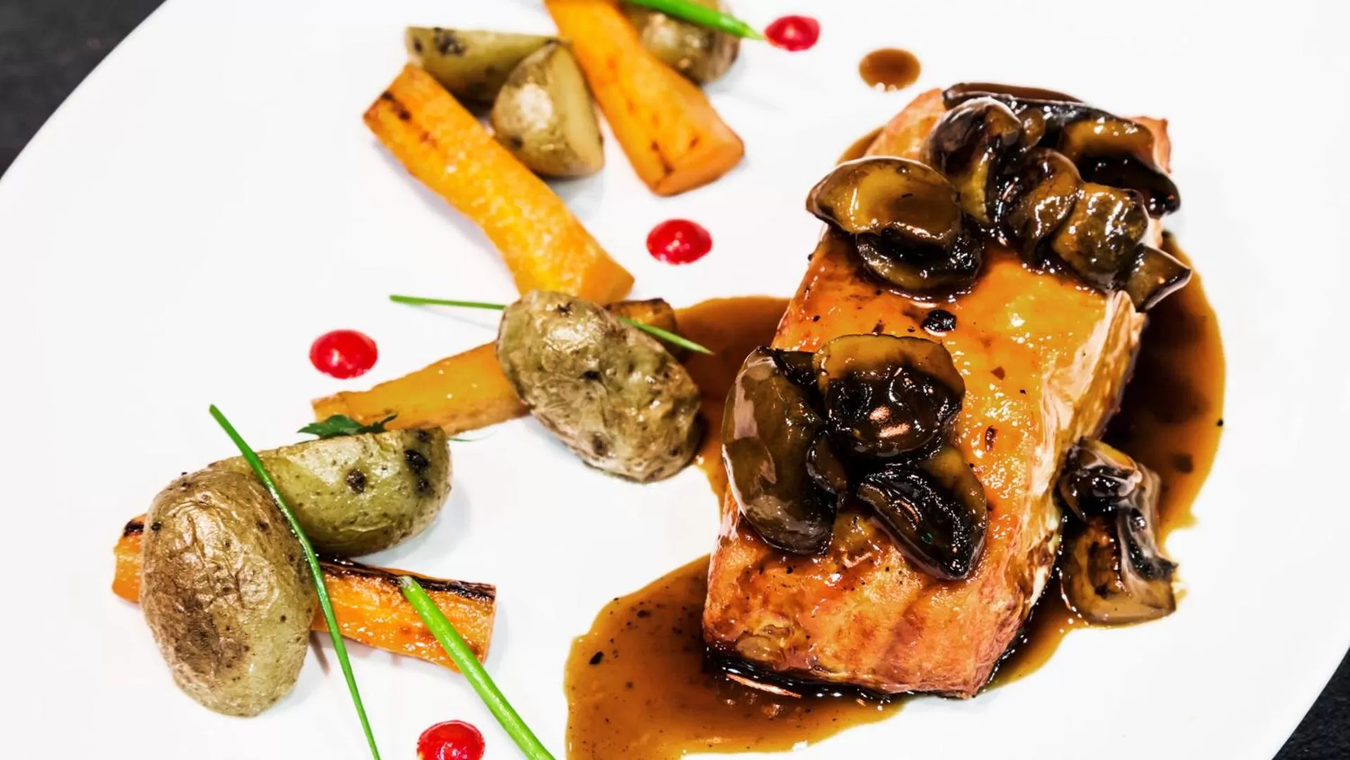 Restaurant/places to eat in Holiday Inn Rosario by IHG