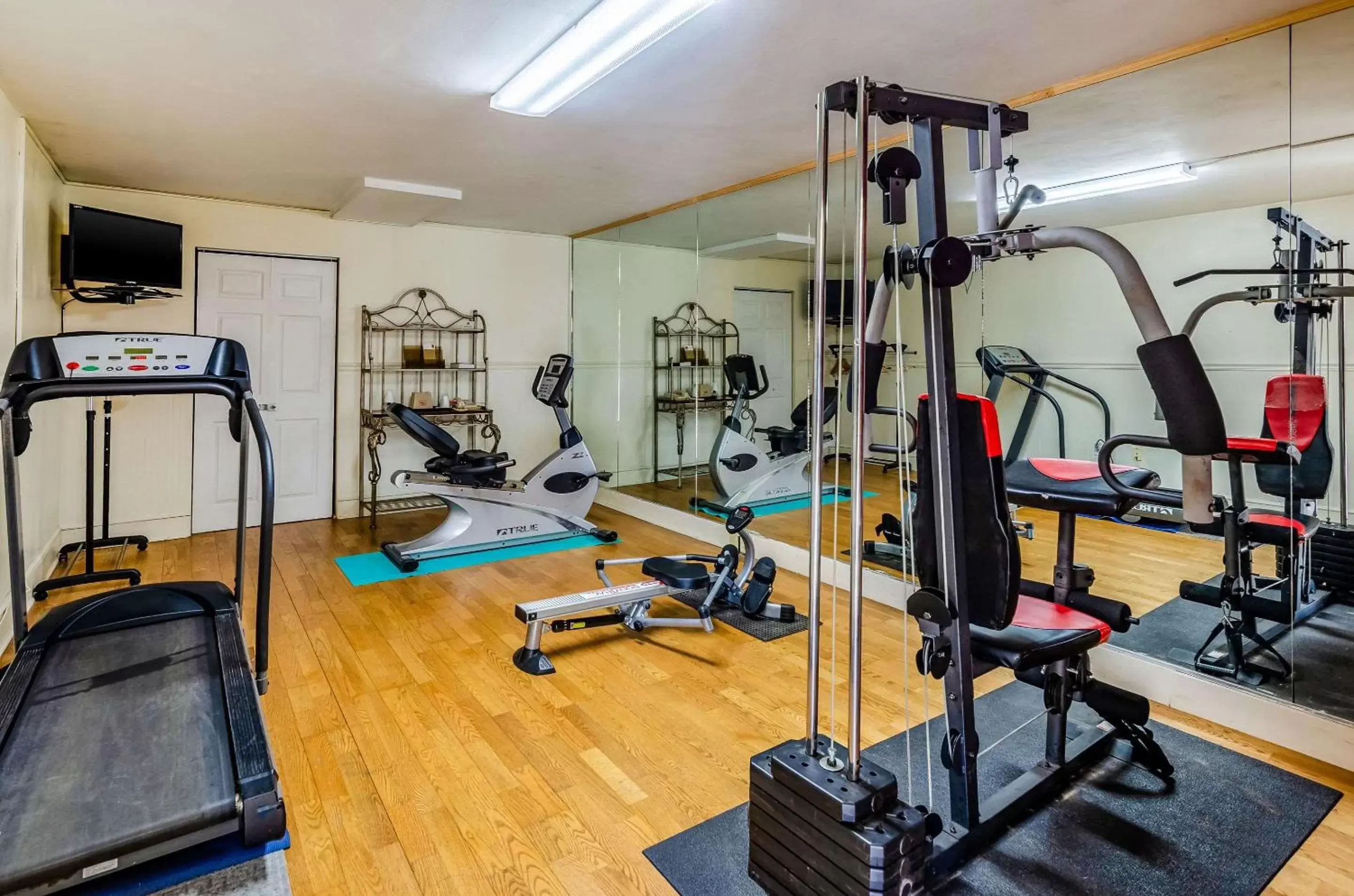 Fitness centre/facilities, Fitness Center/Facilities in Econo Lodge Martinsville