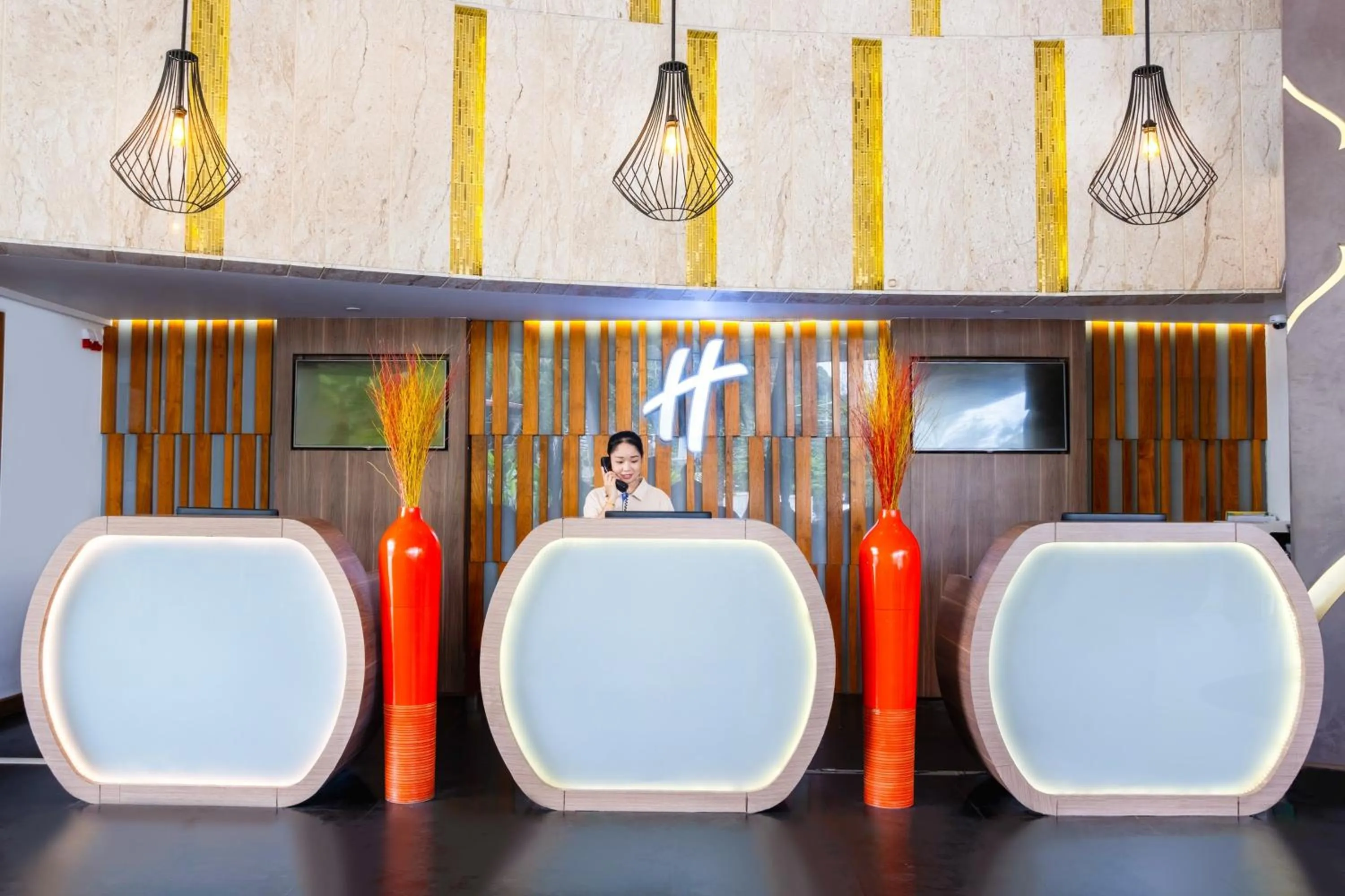 Property building in Destination Resorts Phuket Karon Beach - SHA Extra Plus