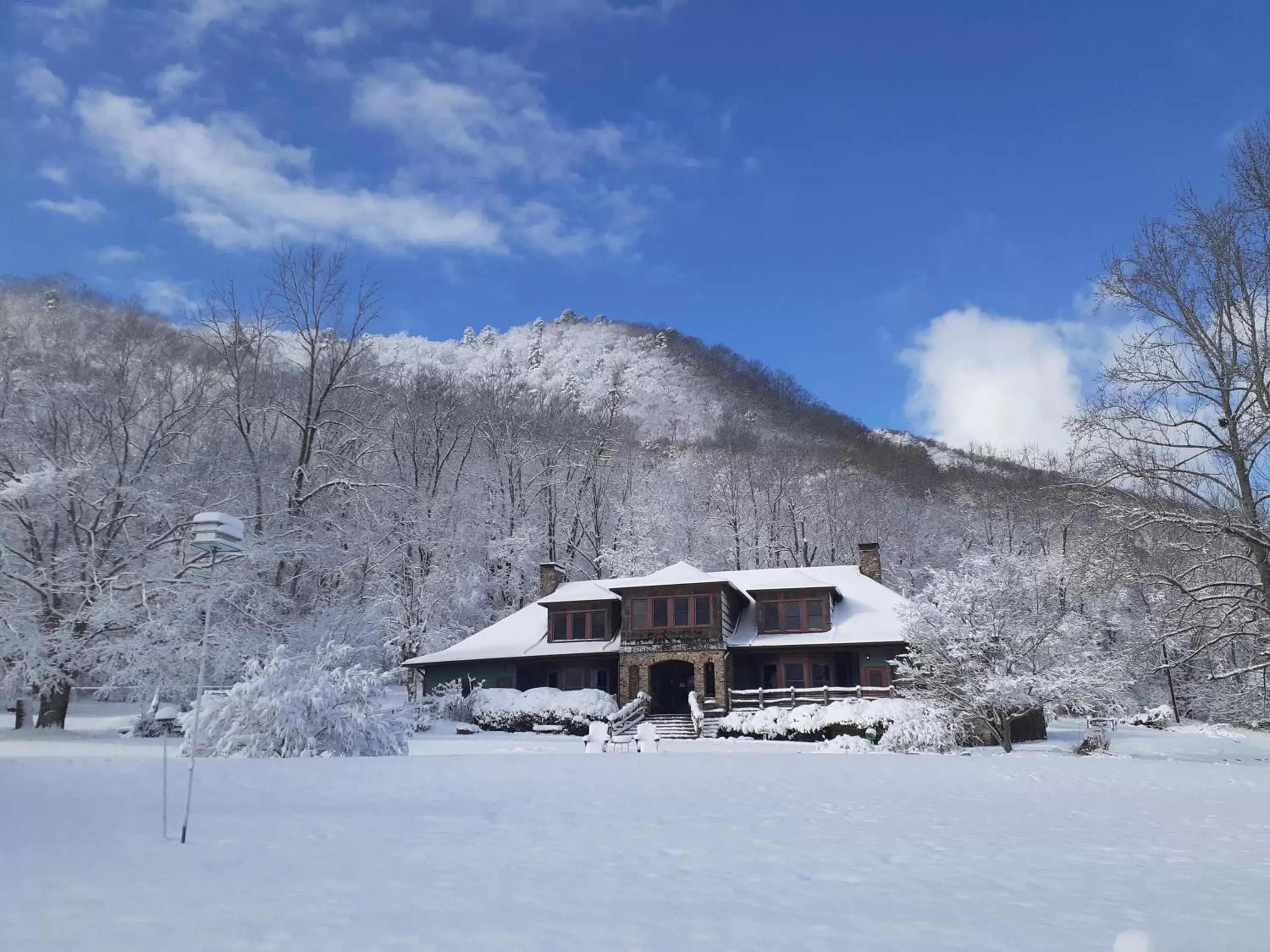 Property building, Winter in Laughing Heart Lodge