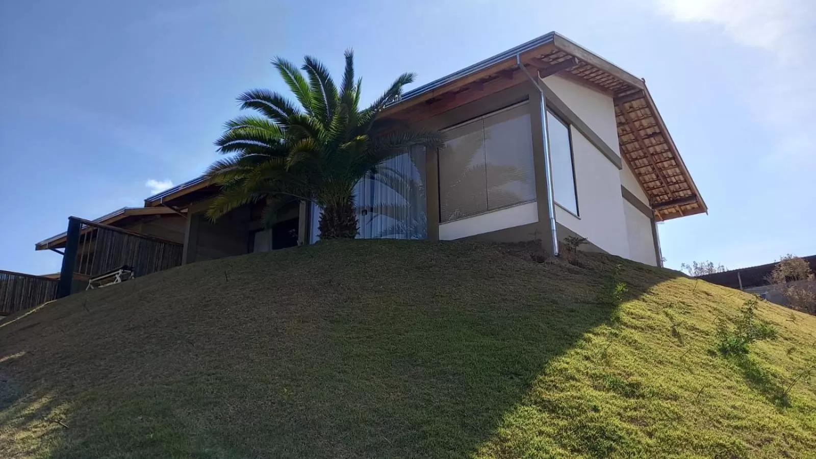 Property building in Pousada Trem Chic