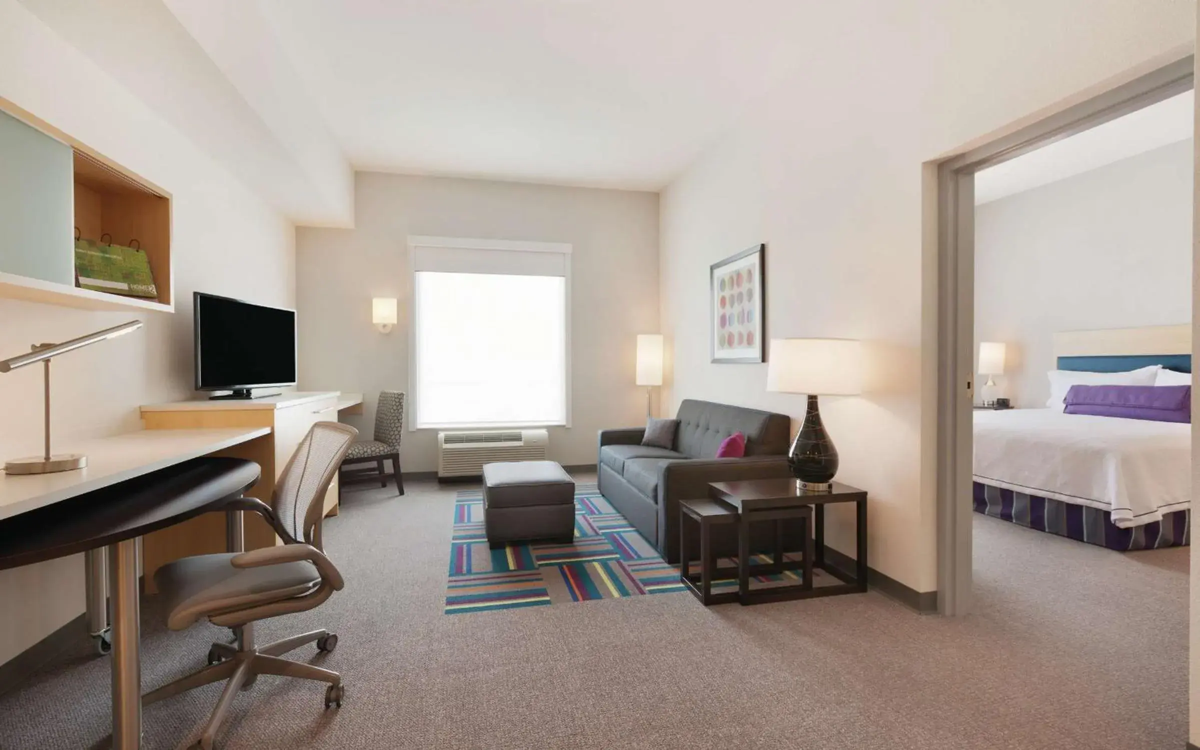 Bedroom, TV/Entertainment Center in Home2 Suites by Hilton Austin North/Near the Domain, TX