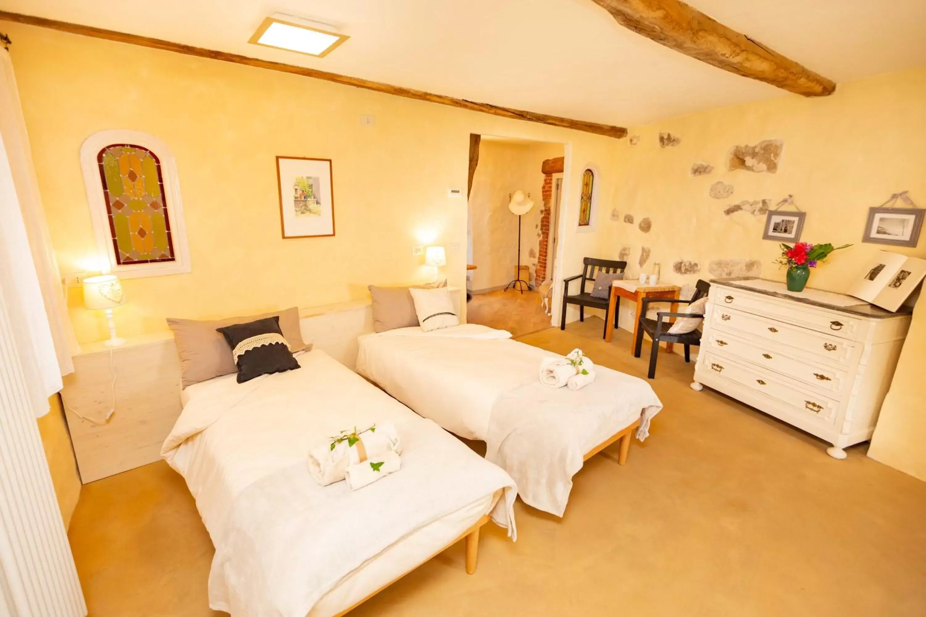 Photo of the whole room, Bed in b&b Balcone del Biellese