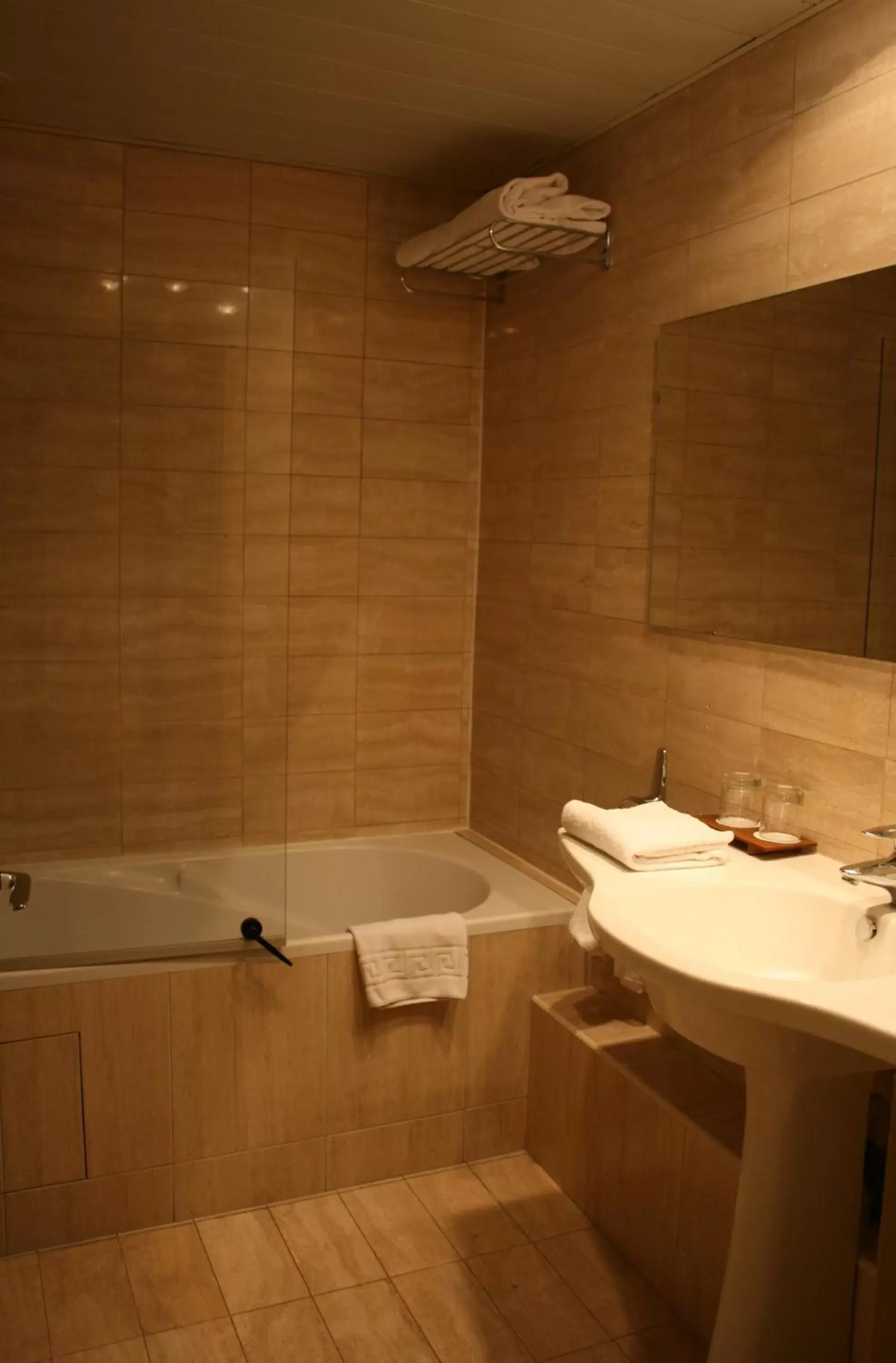 Bathroom in Le Grand Monarque