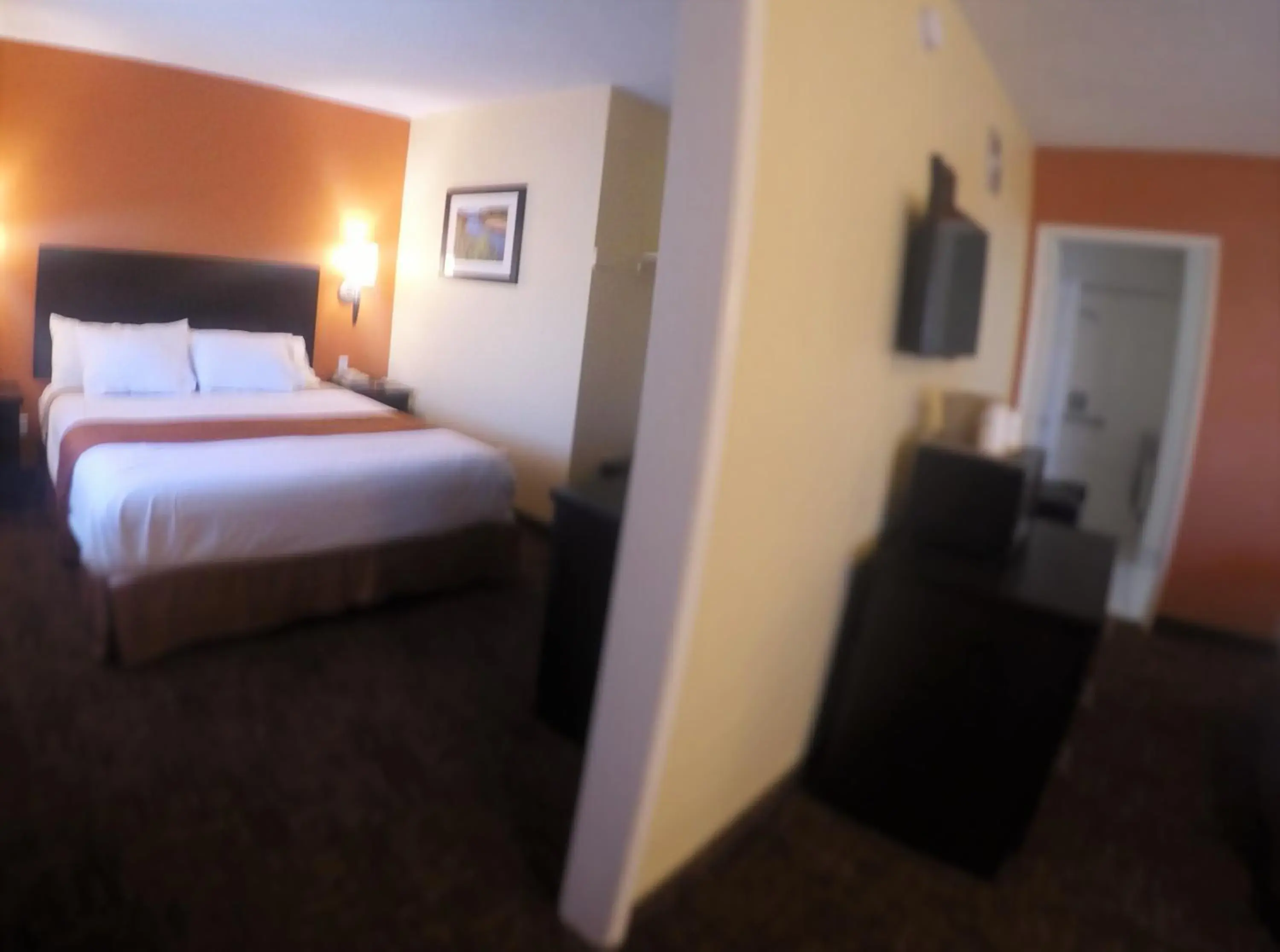 Photo of the whole room, Bed in Americas Best Value Inn Blythe