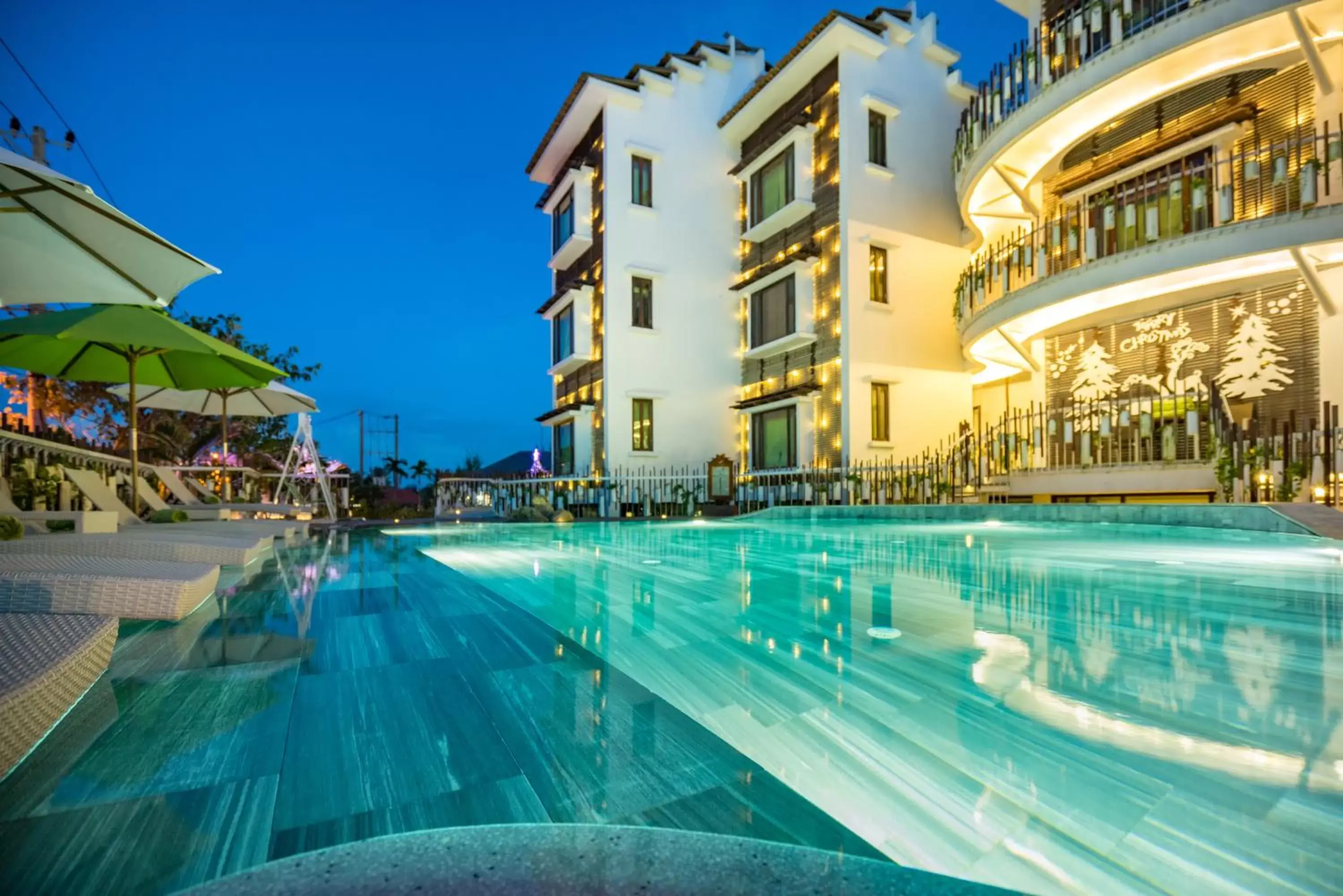 Swimming Pool in Elites Riverside Hotel & Spa