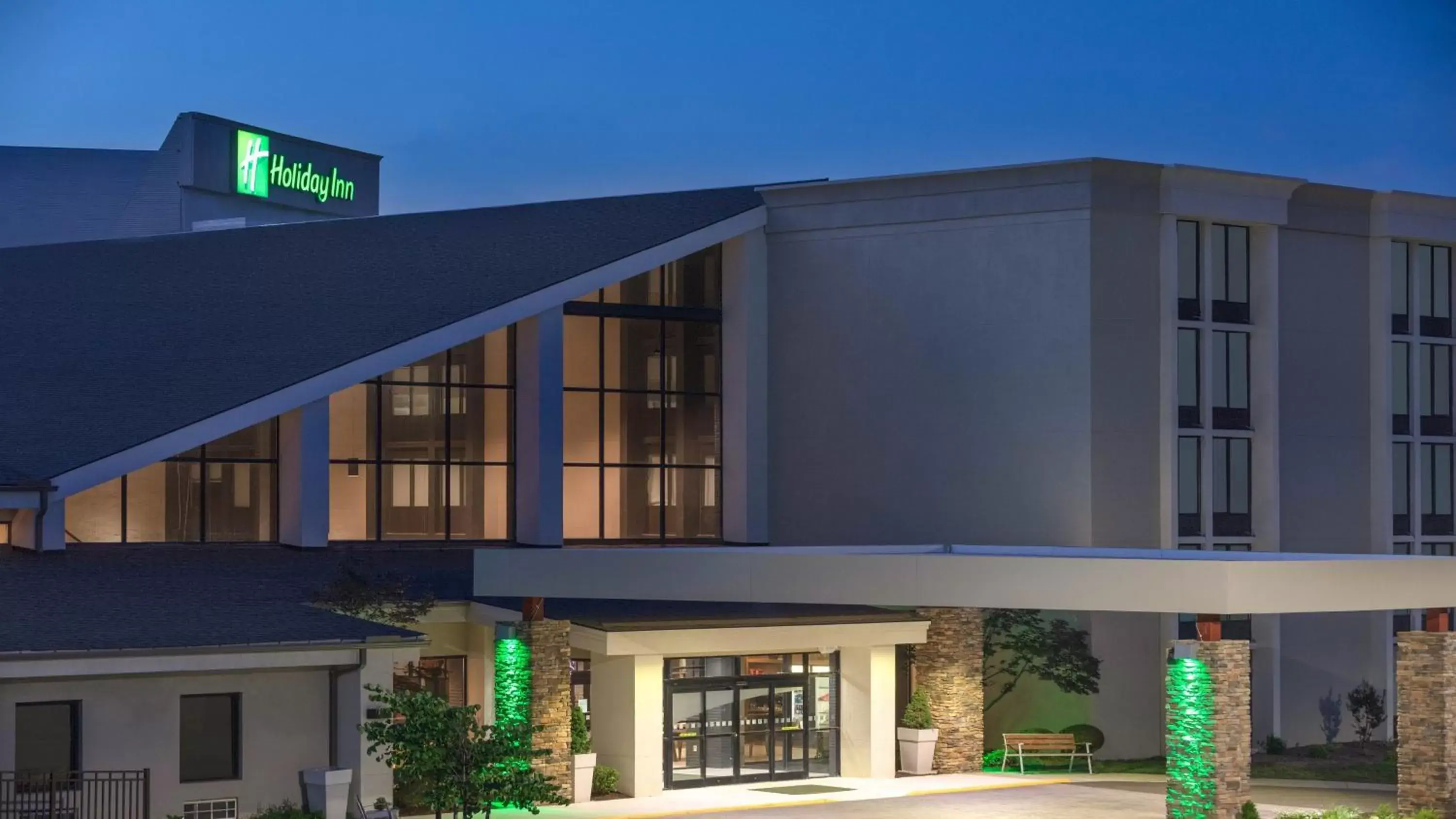 Property Building in Holiday Inn Roanoke Airport - Conference CTR, an IHG Hotel
