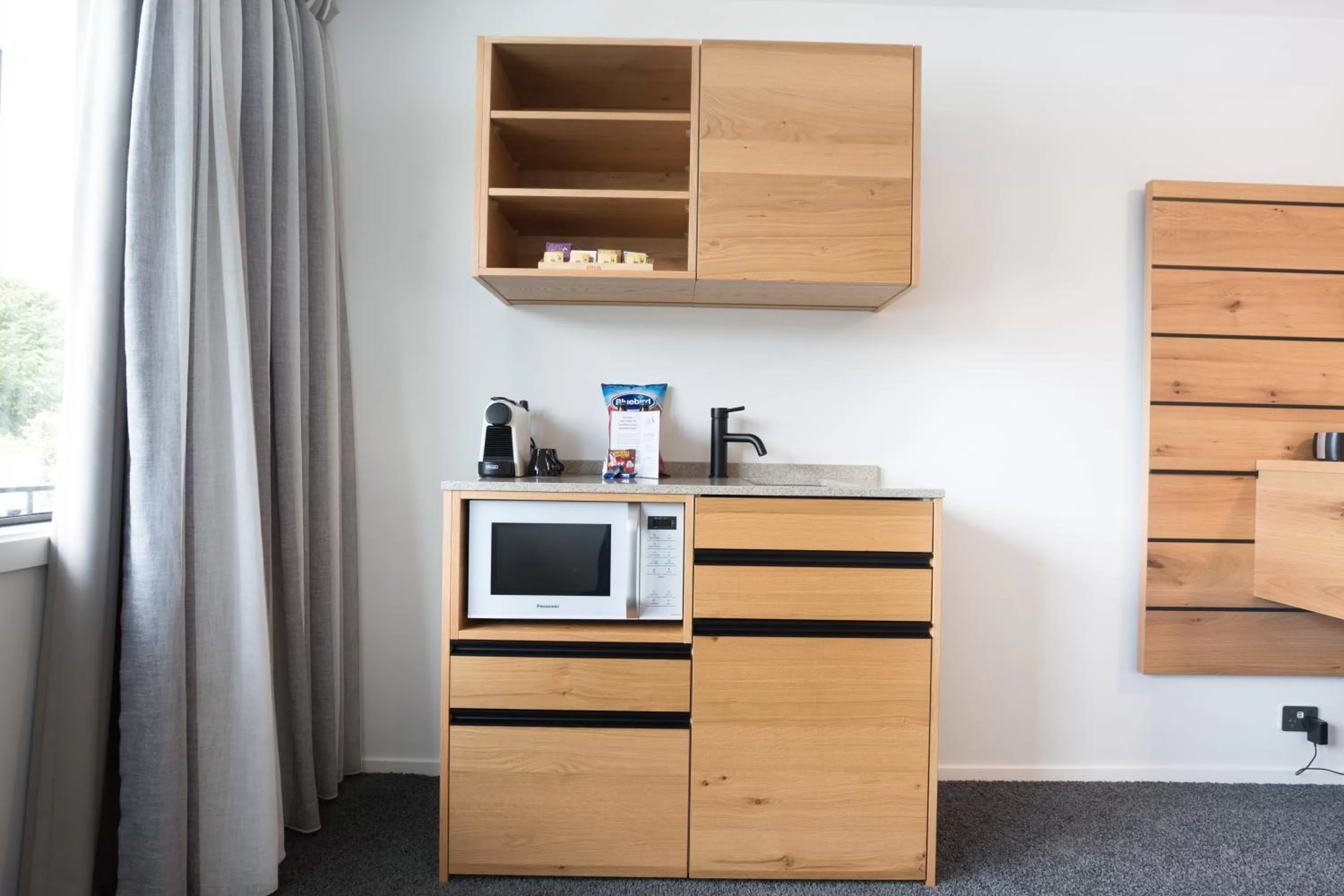 Coffee/tea facilities in Lomond Lodge Motel & Apartments