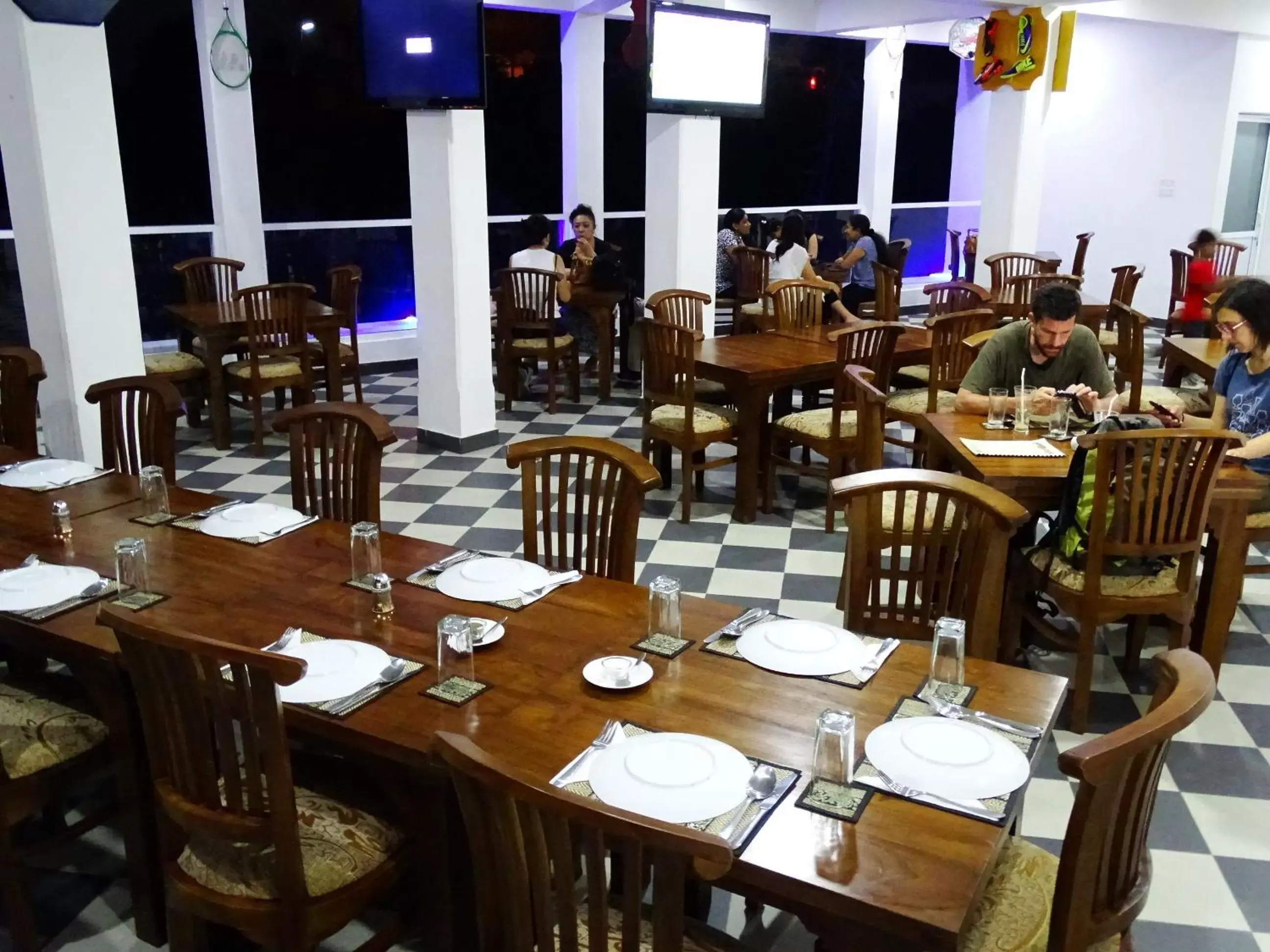 group of guests, Restaurant/Places to Eat in Kandy Supreme Hotel