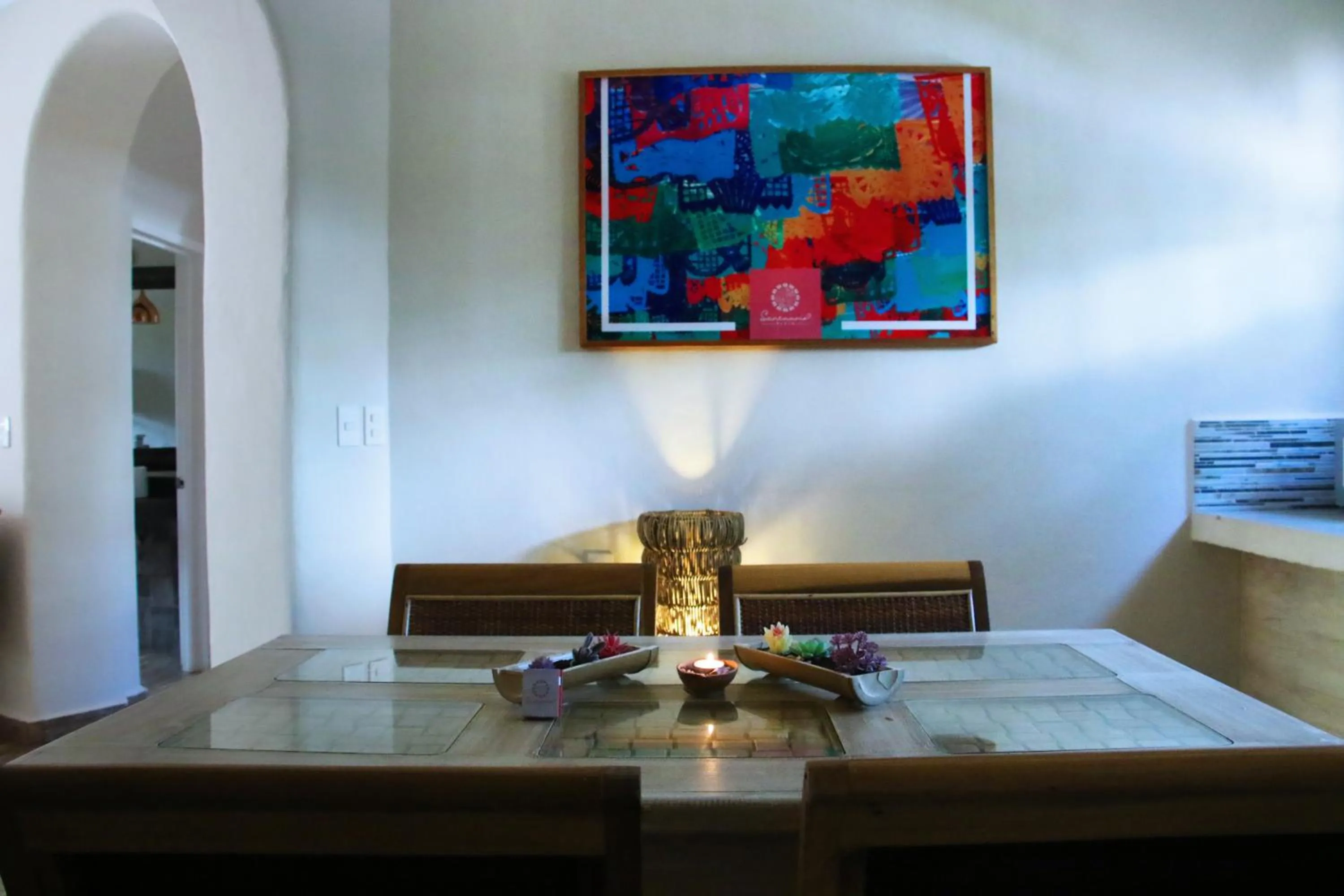 Dining area in Mala Vecindad Playa Beer Hotel