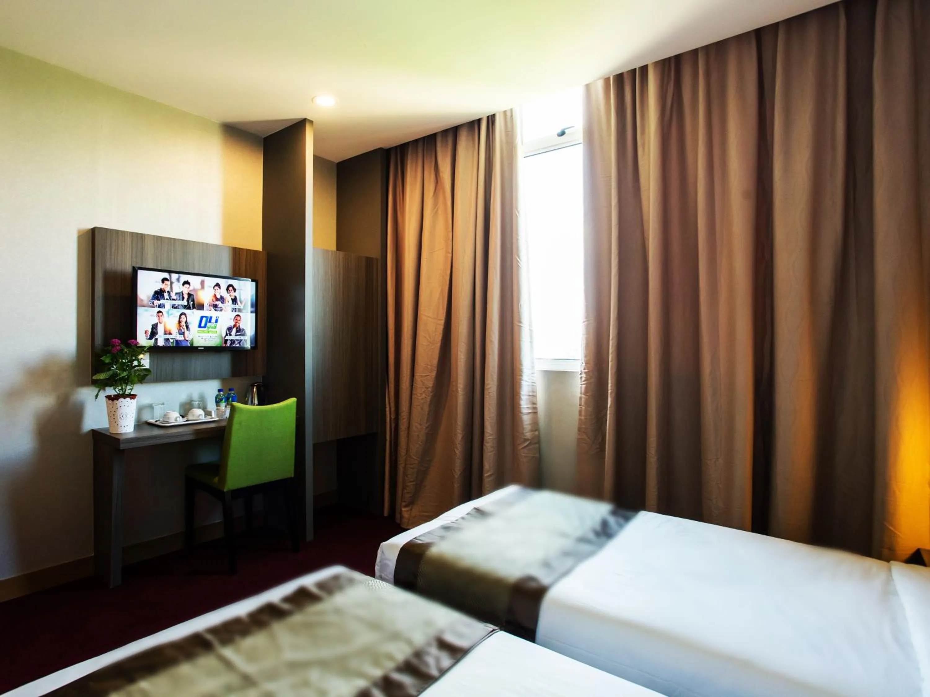 Bedroom, Bed in LS Hotel