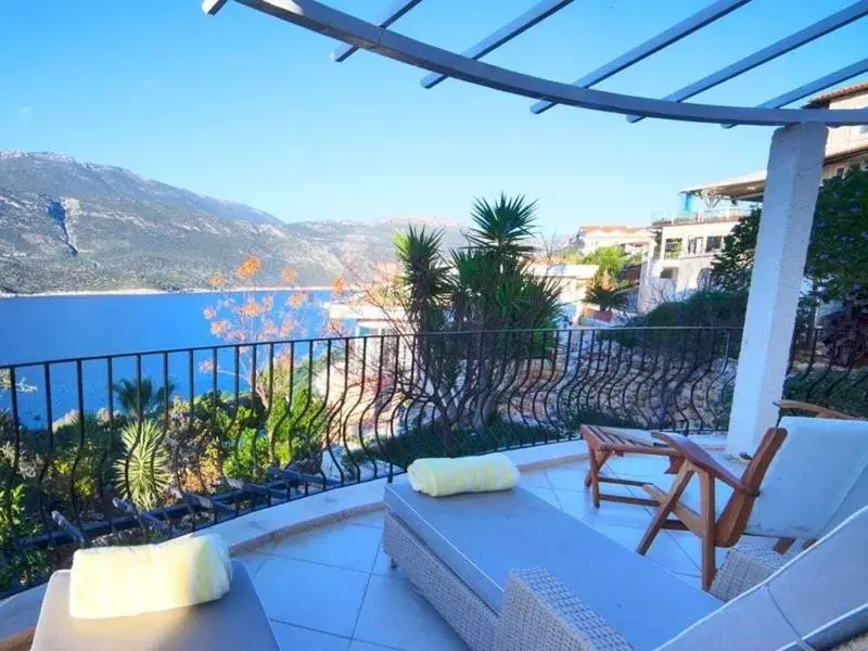 Suite with Hot Tub in Mekvin Hotels Deniz Feneri Lighthouse Suite with Hot Tub in Mekvin Hotels Deniz Feneri Lighthouse