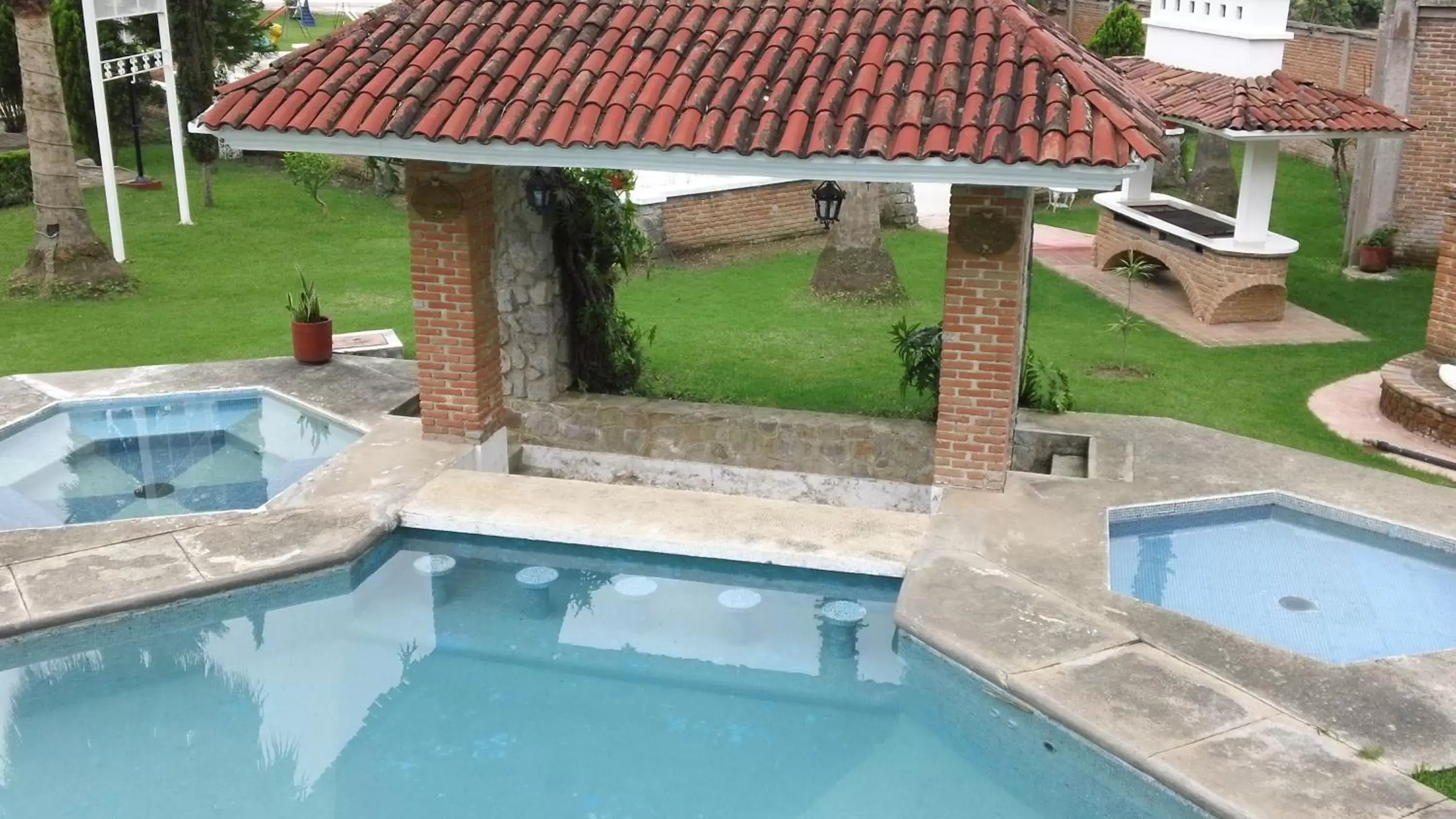 Swimming pool, Pool View in Hotel Villa Monarca Inn