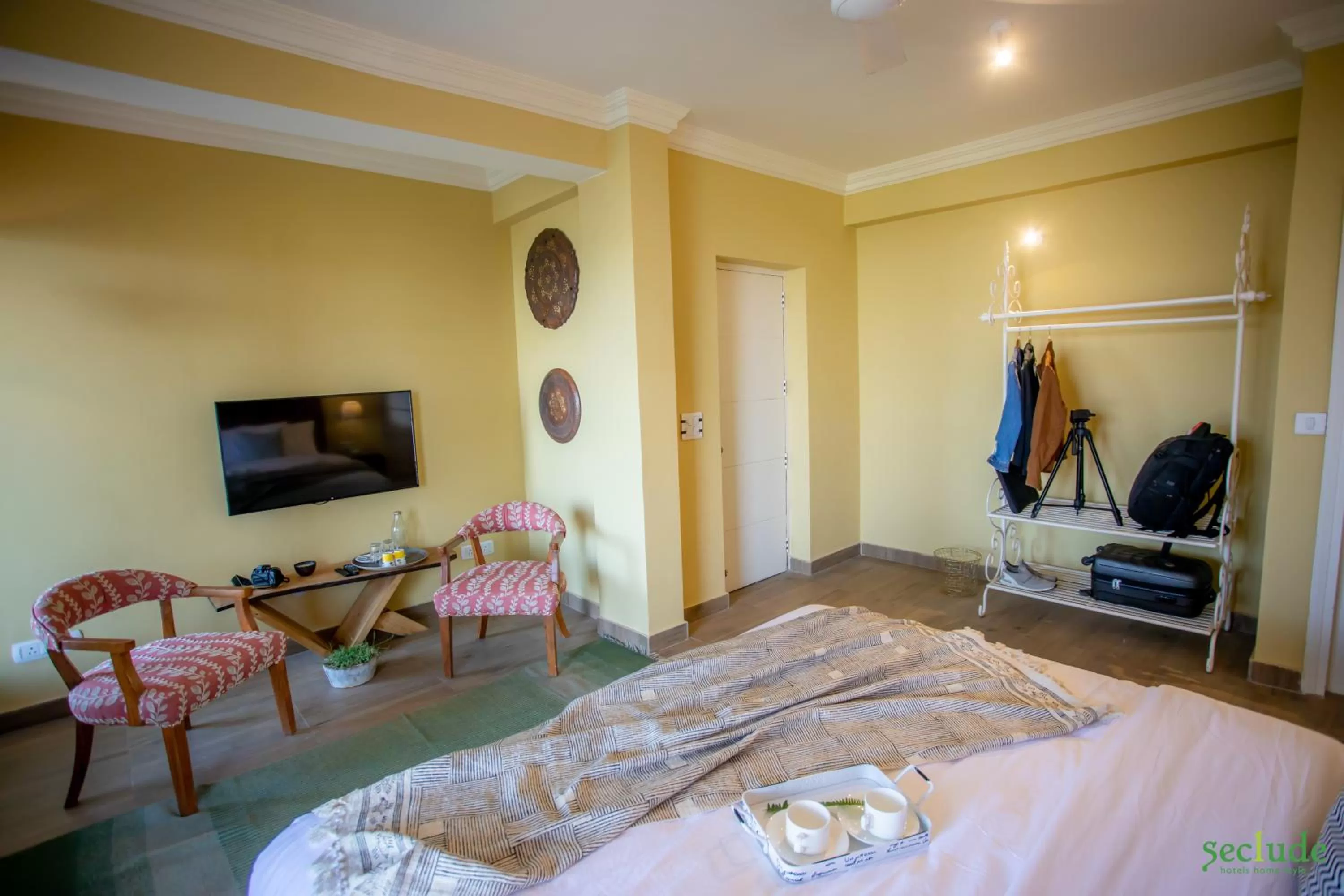 Bed in Seclude Kasauli, Himachal Pradesh