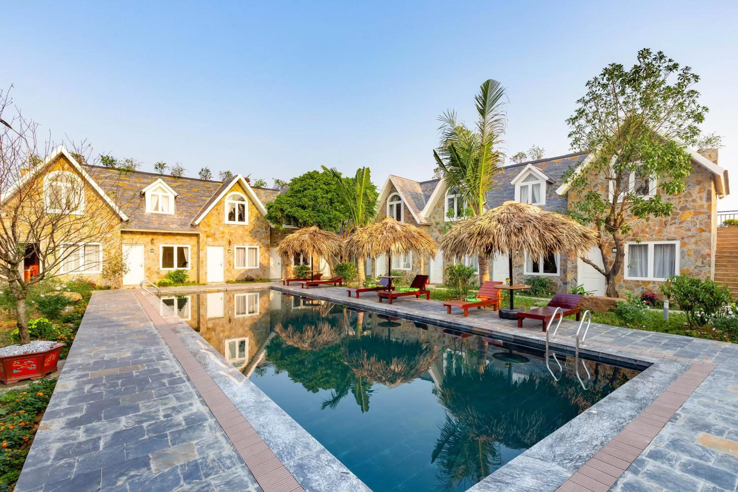 Swimming pool in SoNa Resort