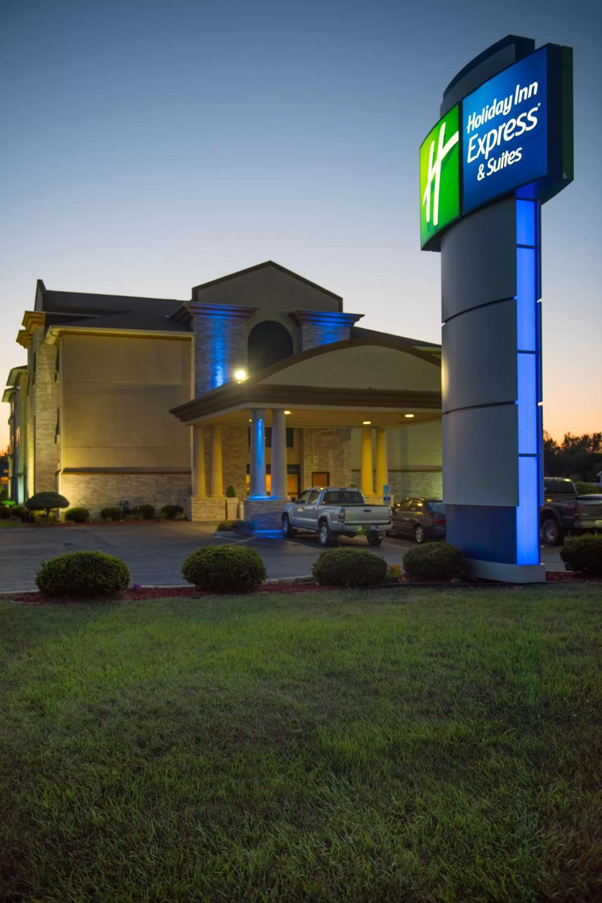 Property building in Holiday Inn Express Hotel & Suites Wauseon by IHG