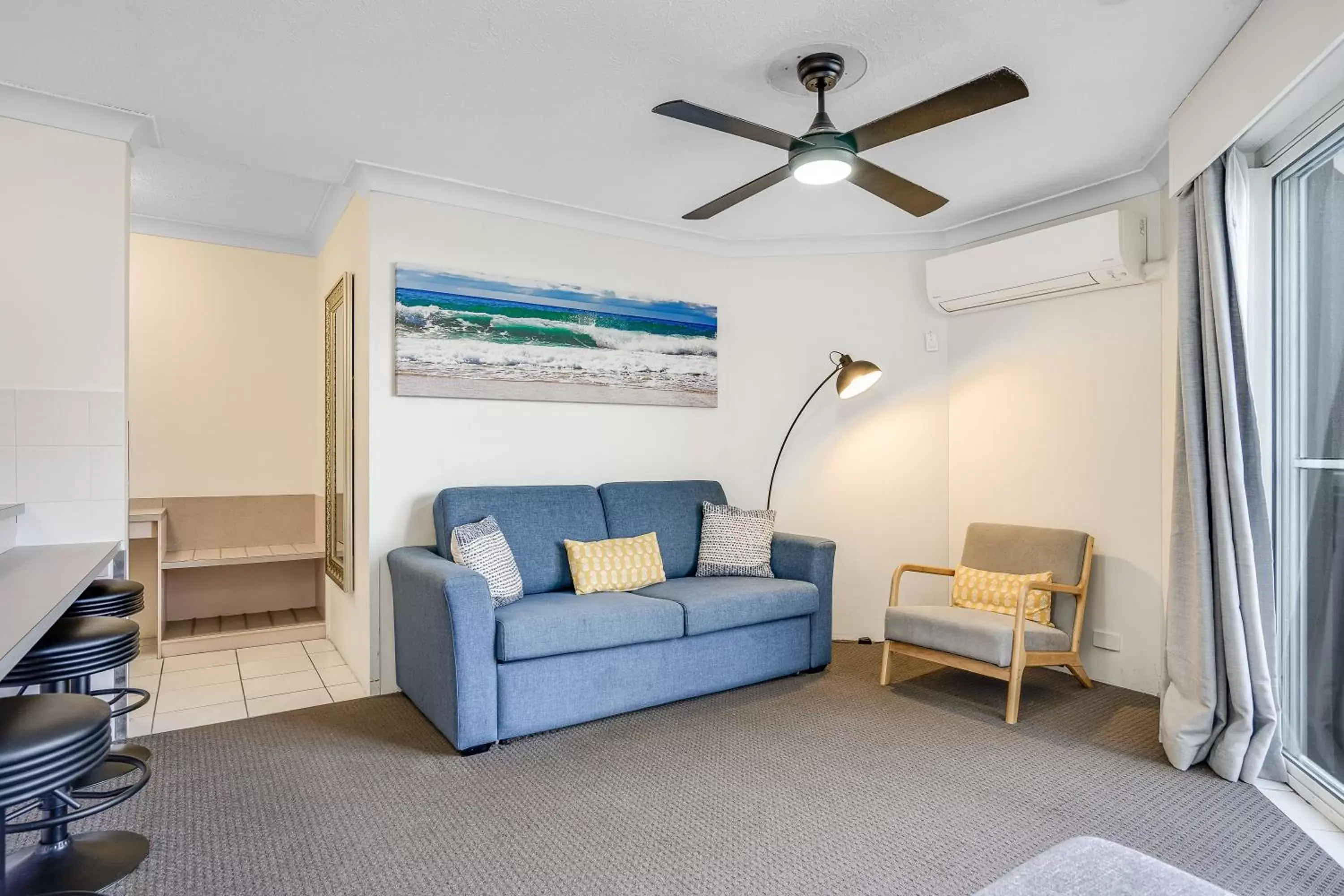 Living room, Seating Area in Nelson Towers Motel & Apartments