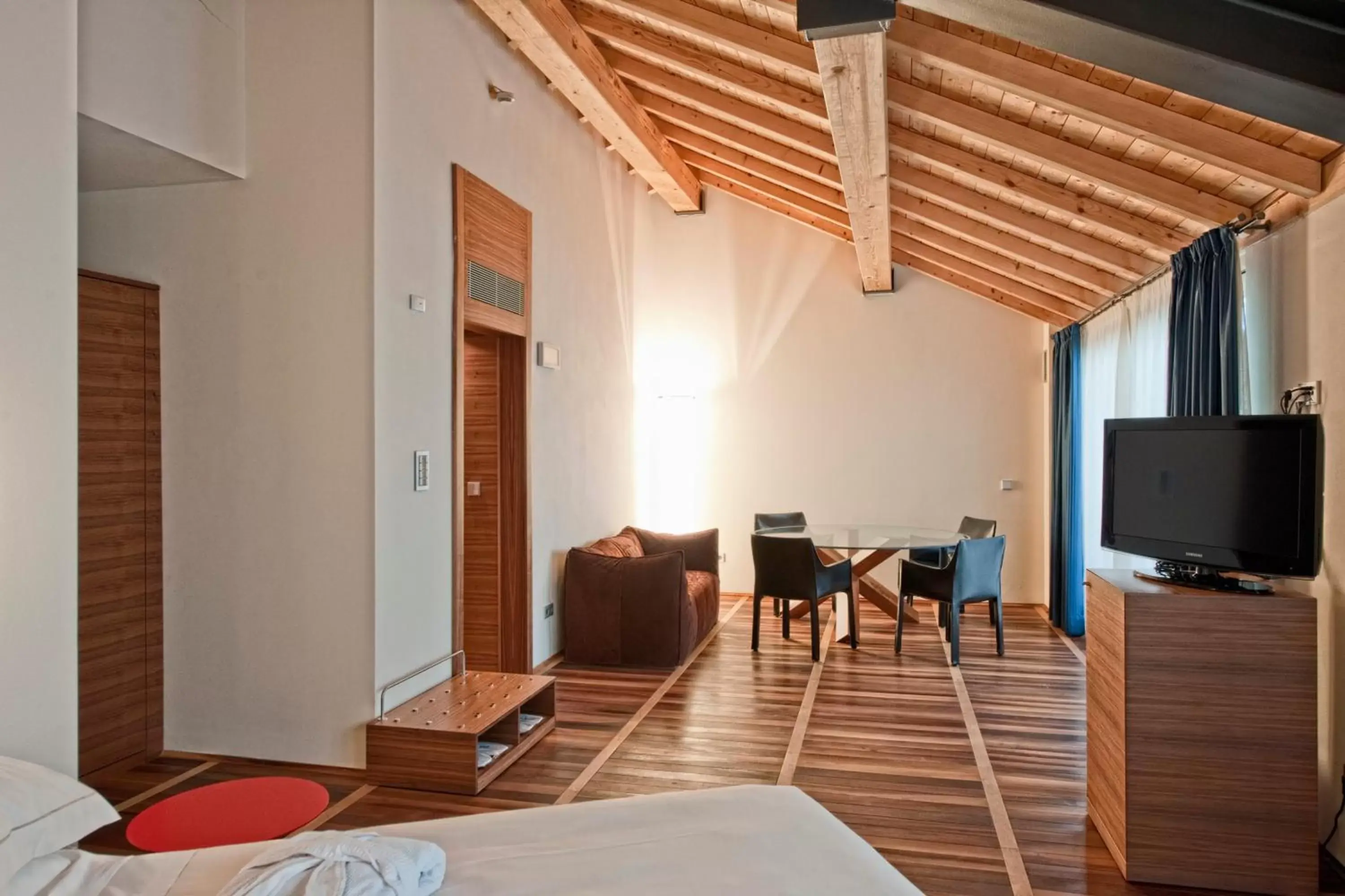 Seating area, TV/Entertainment Center in Hotel Veronesi La Torre