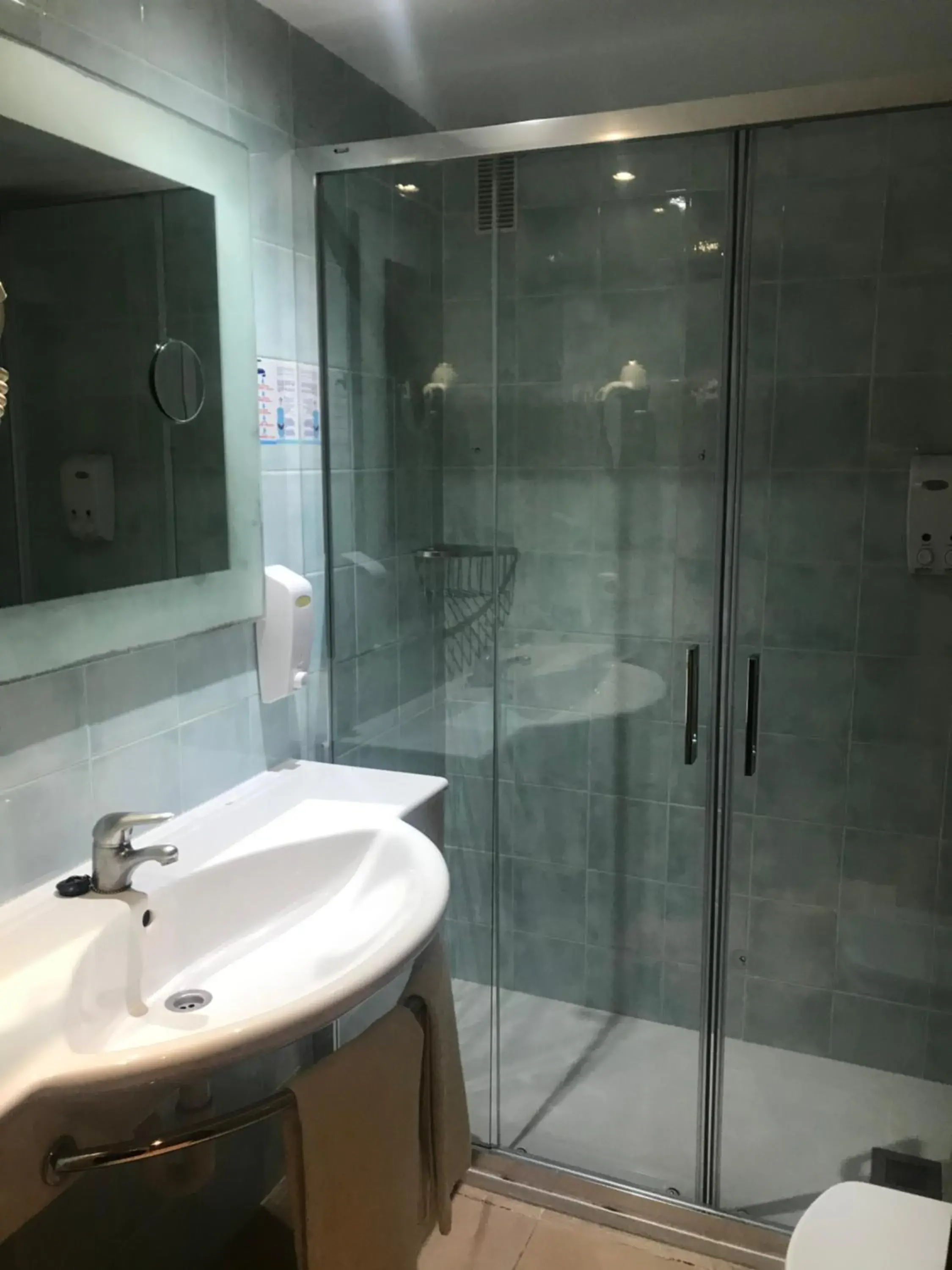 Standard Double Room in Hotel Iris - Only Adults Standard Double Room in Hotel Iris - Only Adults