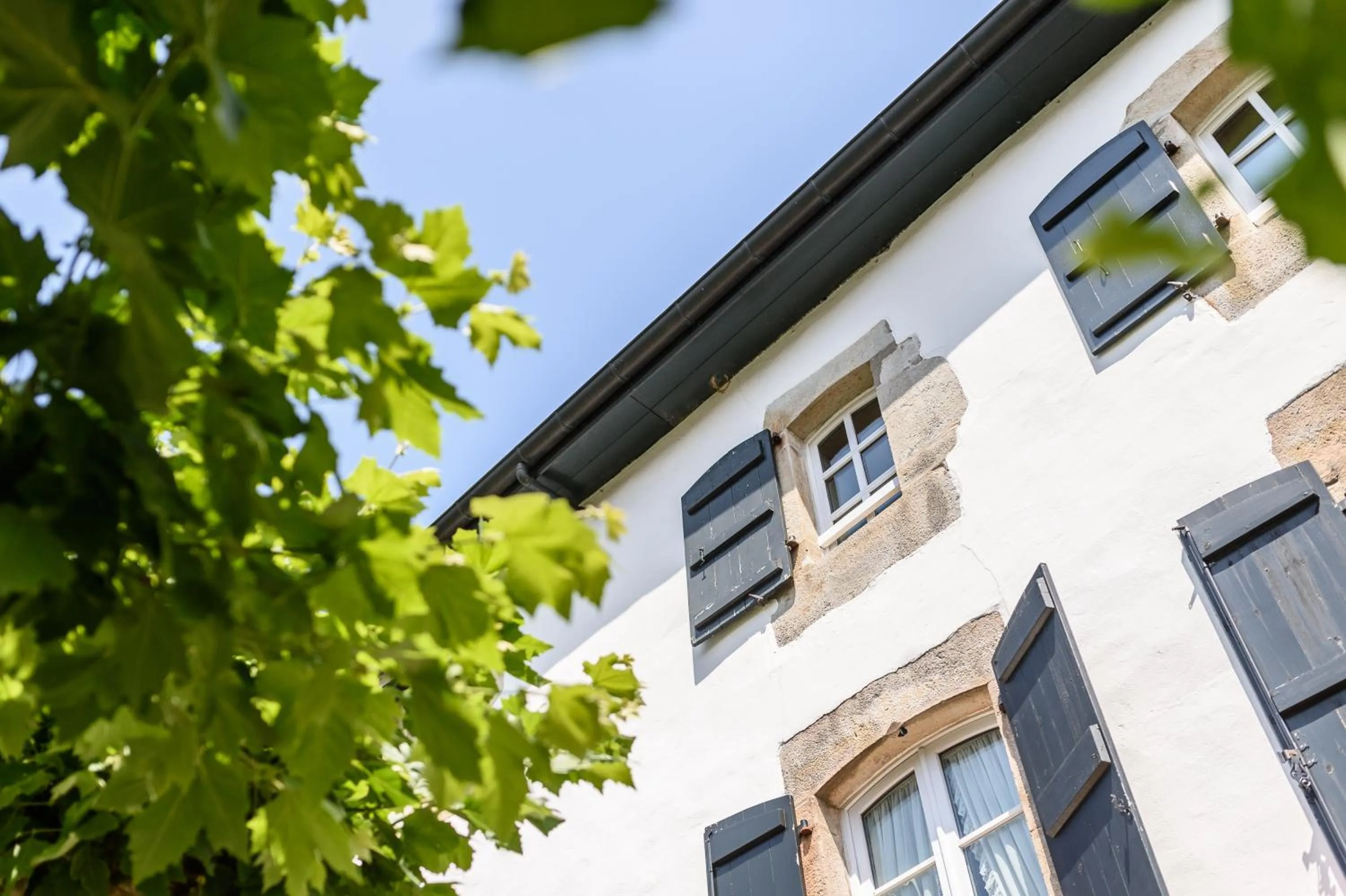 Facade/entrance in Arraya