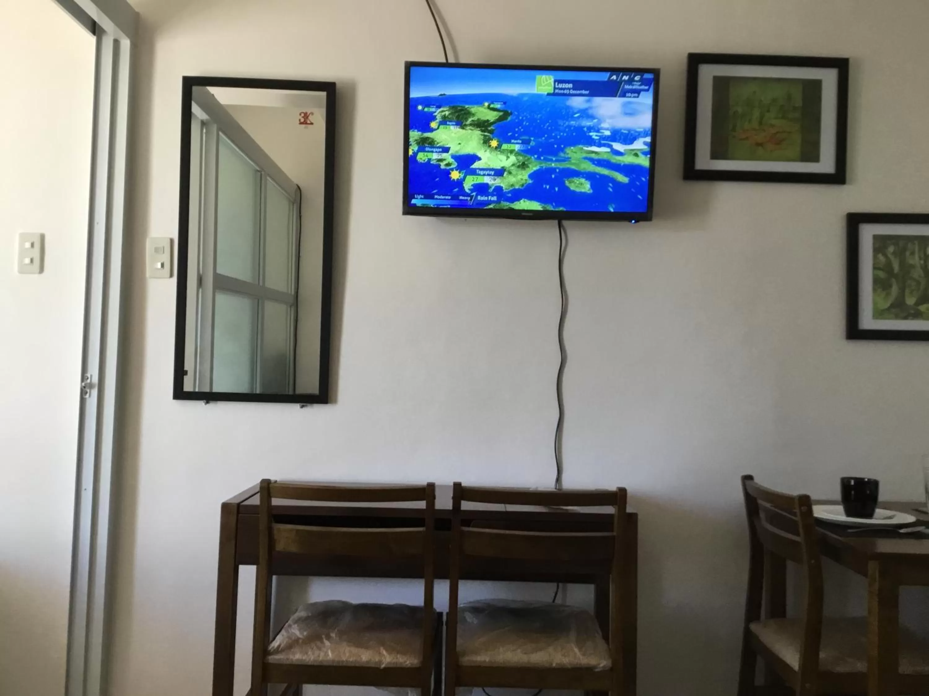 Condo with Free Swimming Pool & Viewing Deck