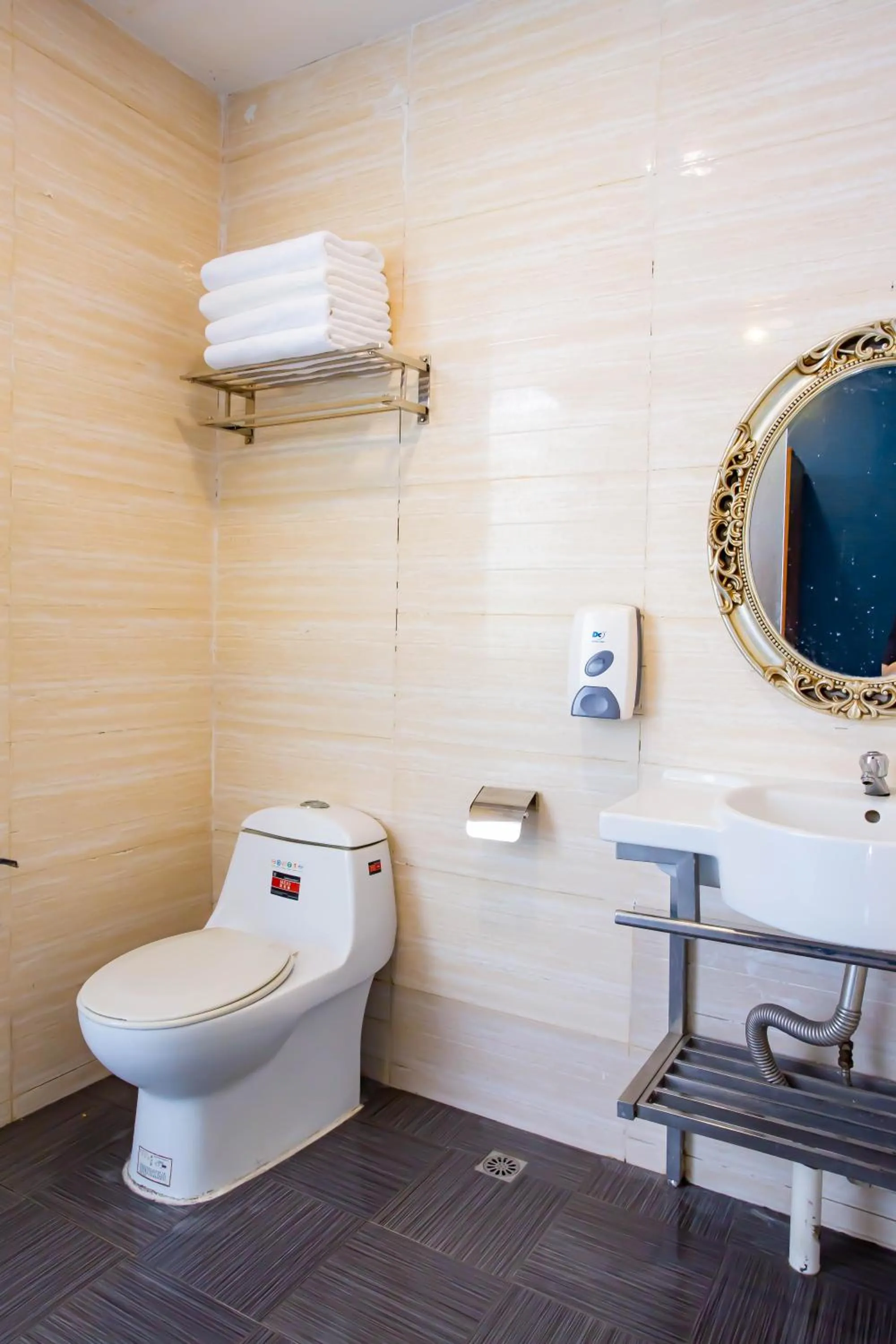 BEEZ Hotel Kuala Lumpur