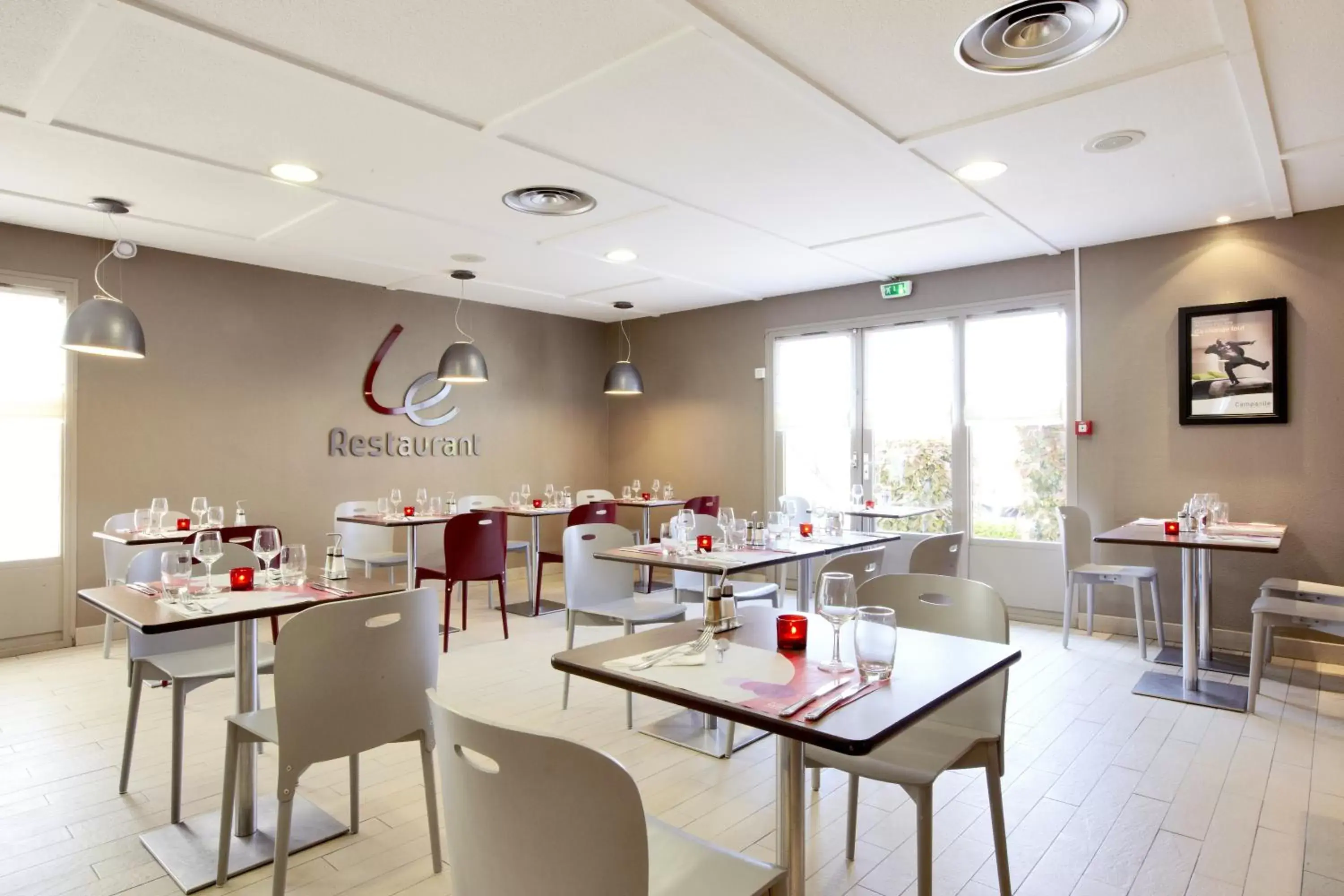 Restaurant/Places to Eat in Campanile Béziers A9/A75