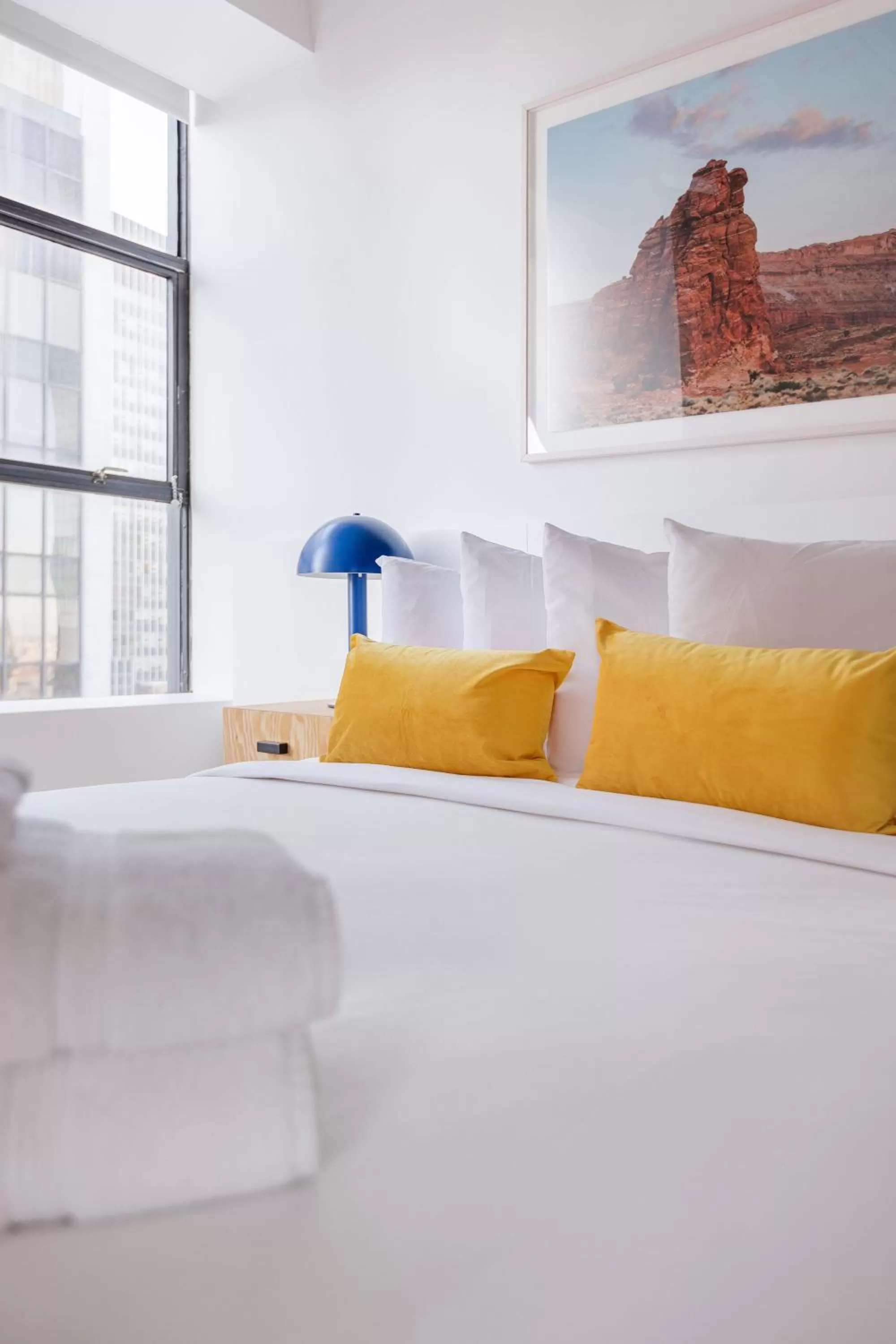 Bed in Placemakr Wall Street
