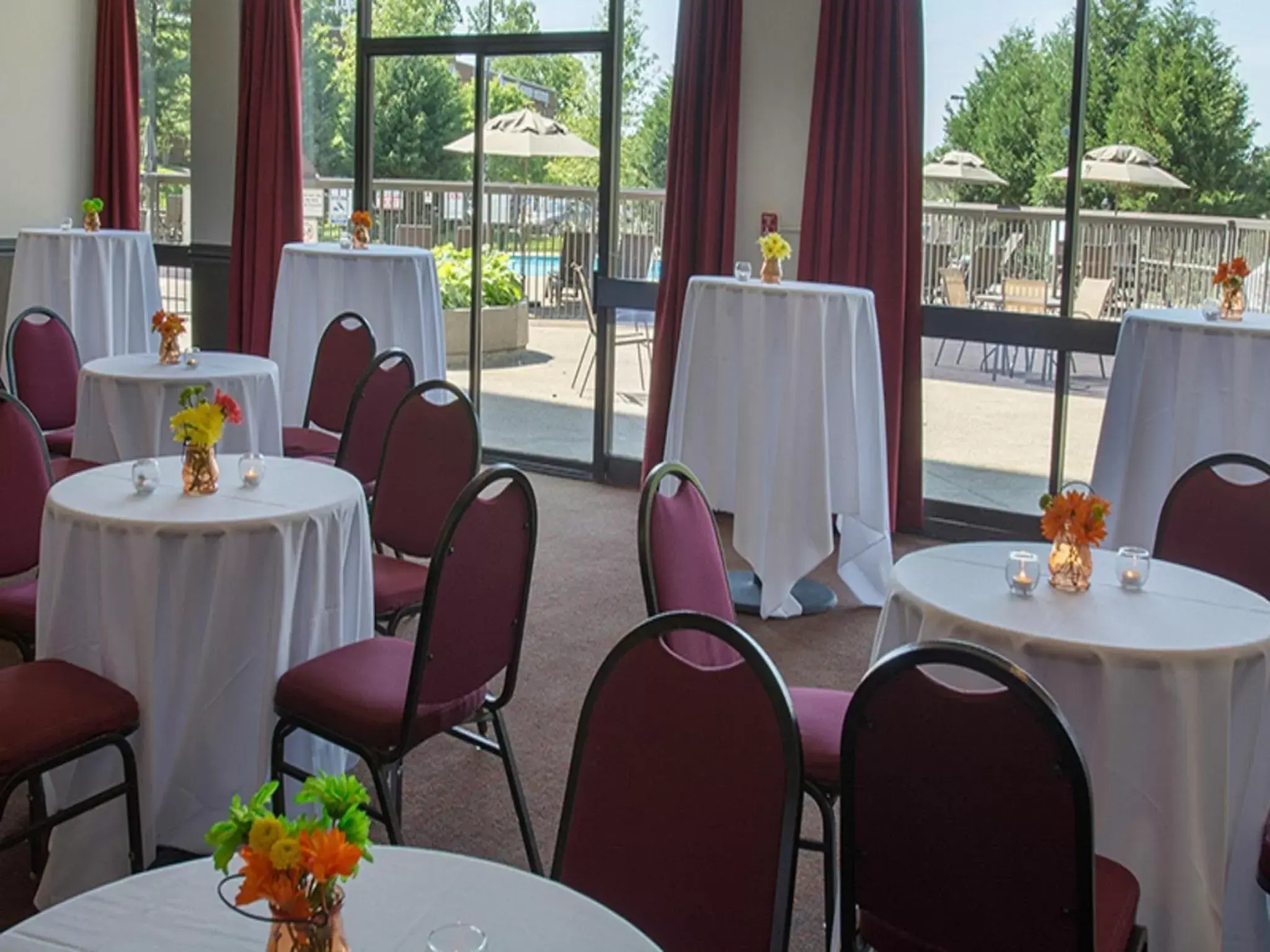 Banquet/Function facilities, Restaurant/Places to Eat in Hotel Preston Nashville Airport