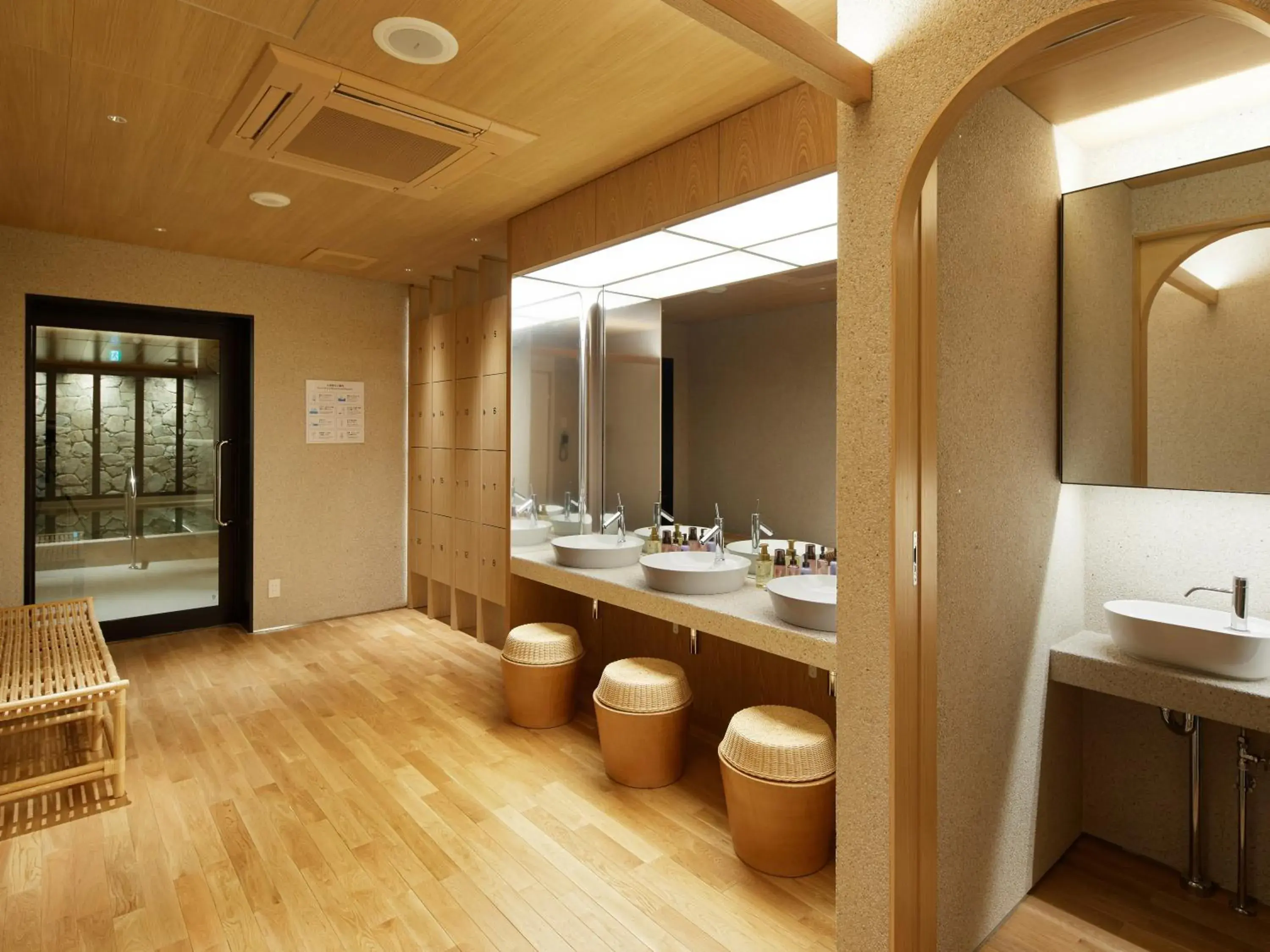 Bathroom in hotel androoms Kyoto Shichijo