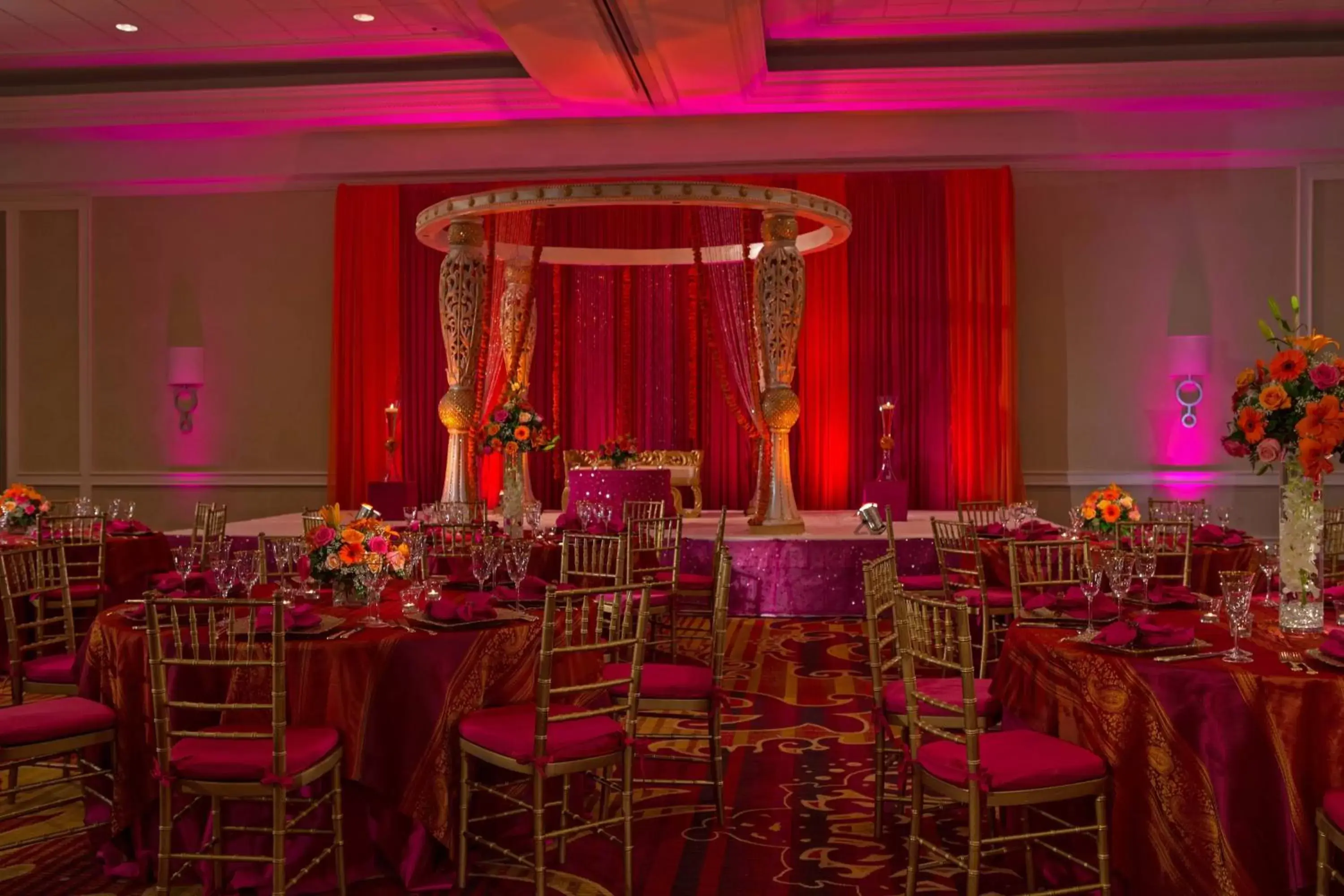 Banquet/Function facilities, Restaurant/Places to Eat in Falls Church Marriott Fairview Park