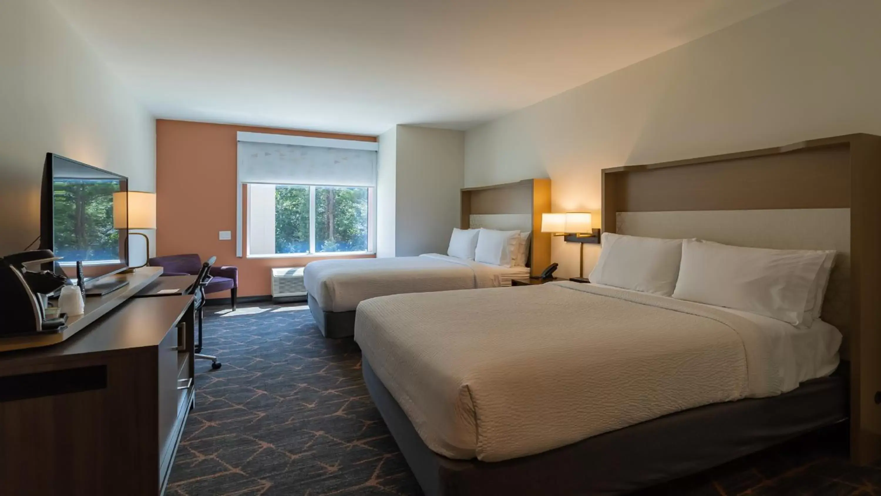 Bedroom in Holiday Inn & Suites Atlanta Perimeter Dunwoody, an IHG Hotel